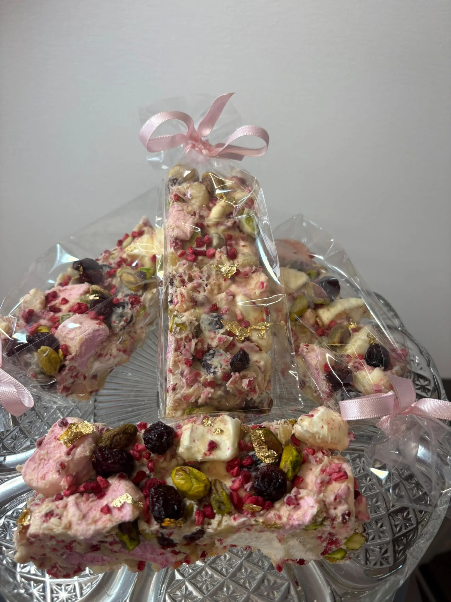 Nougat sweet bars