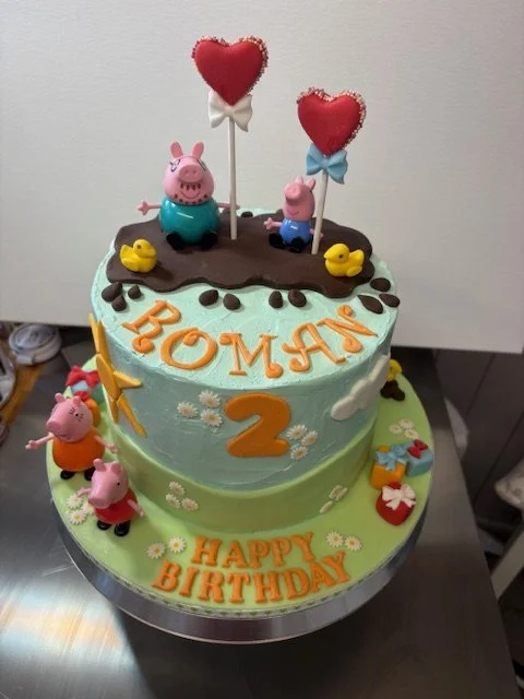 Peppa Pig - novelty cake