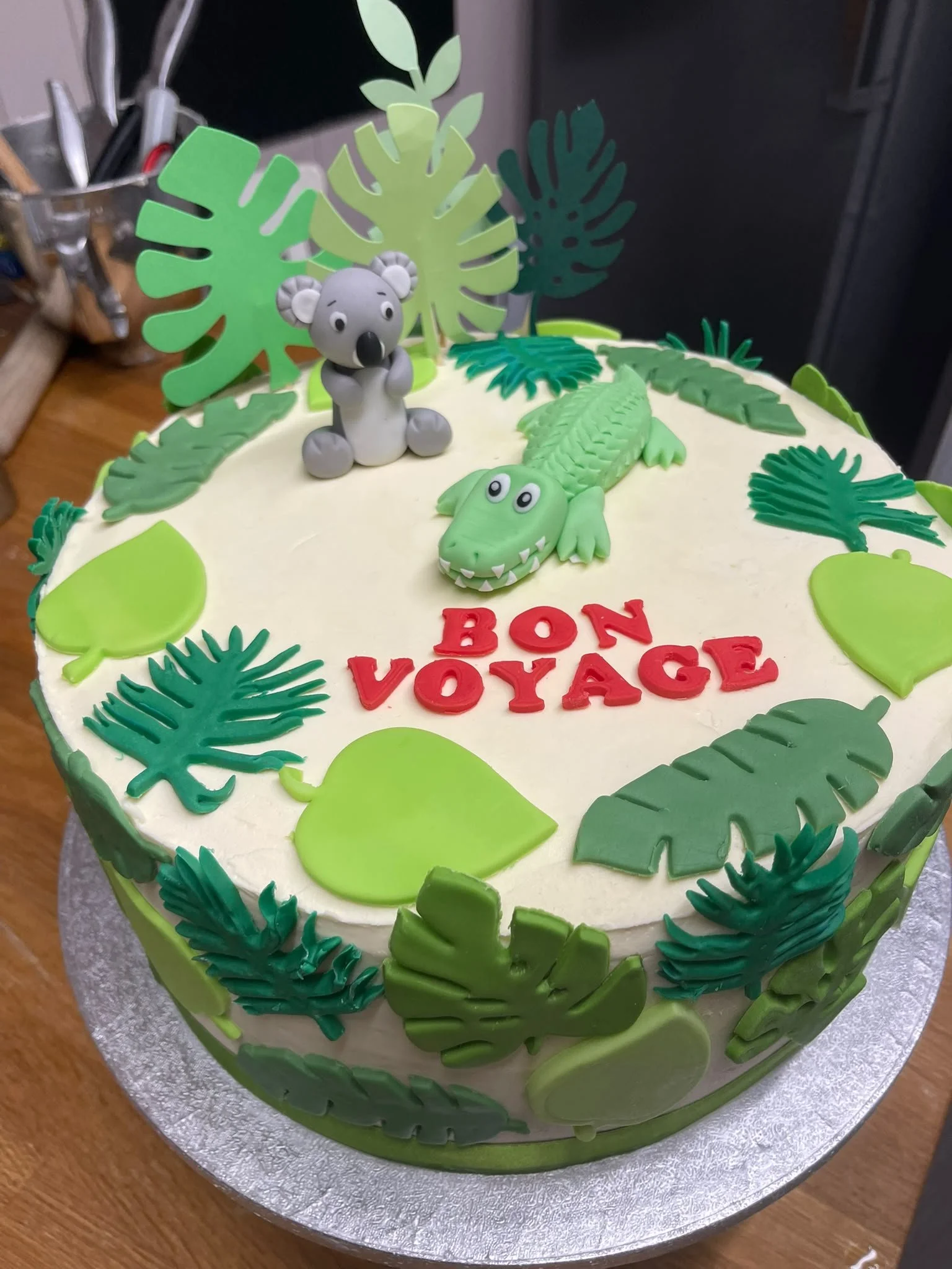 Bon Voyage novelty cake