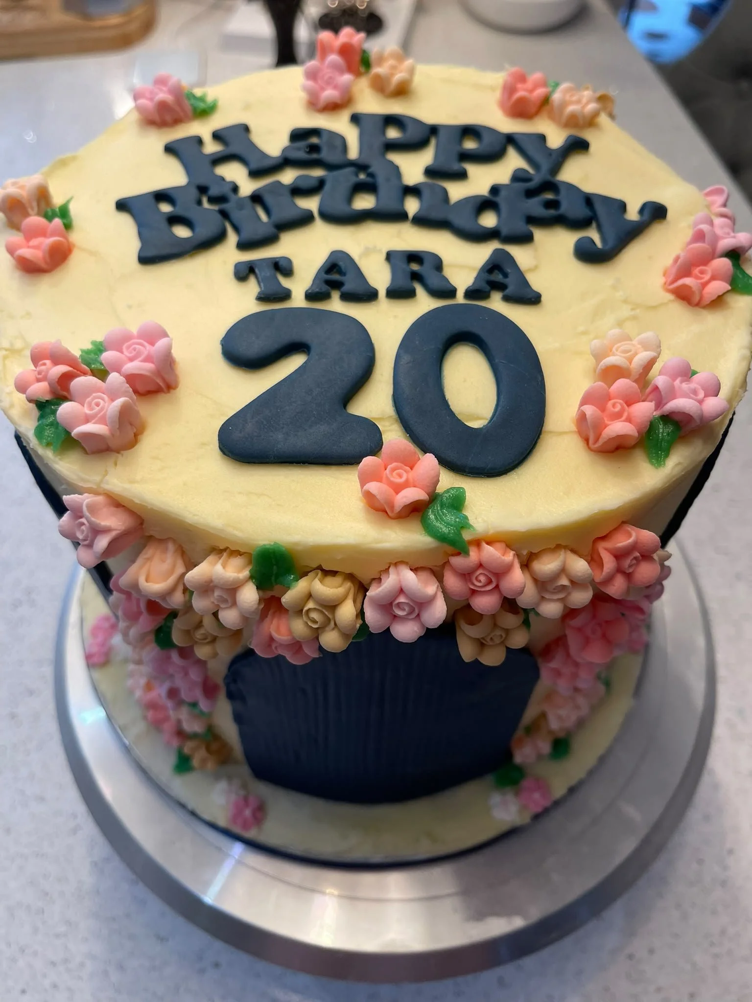 Mamma Mia novelty cake