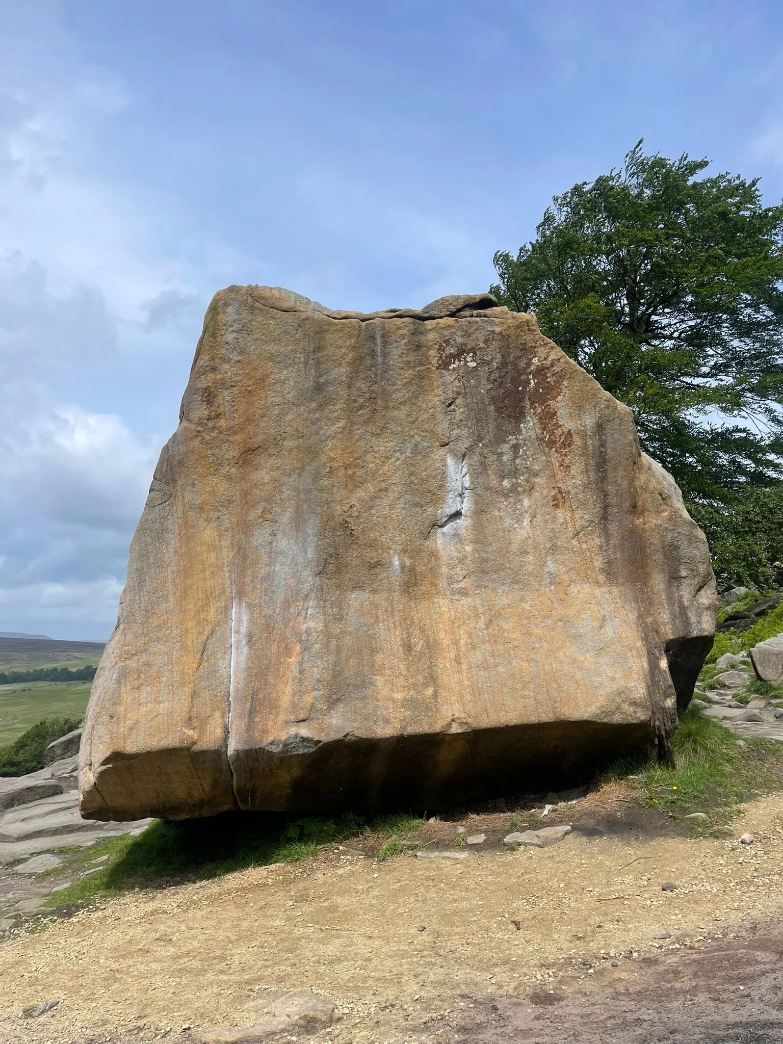 14/06/26  Day trip to climb real rocks in Peak District