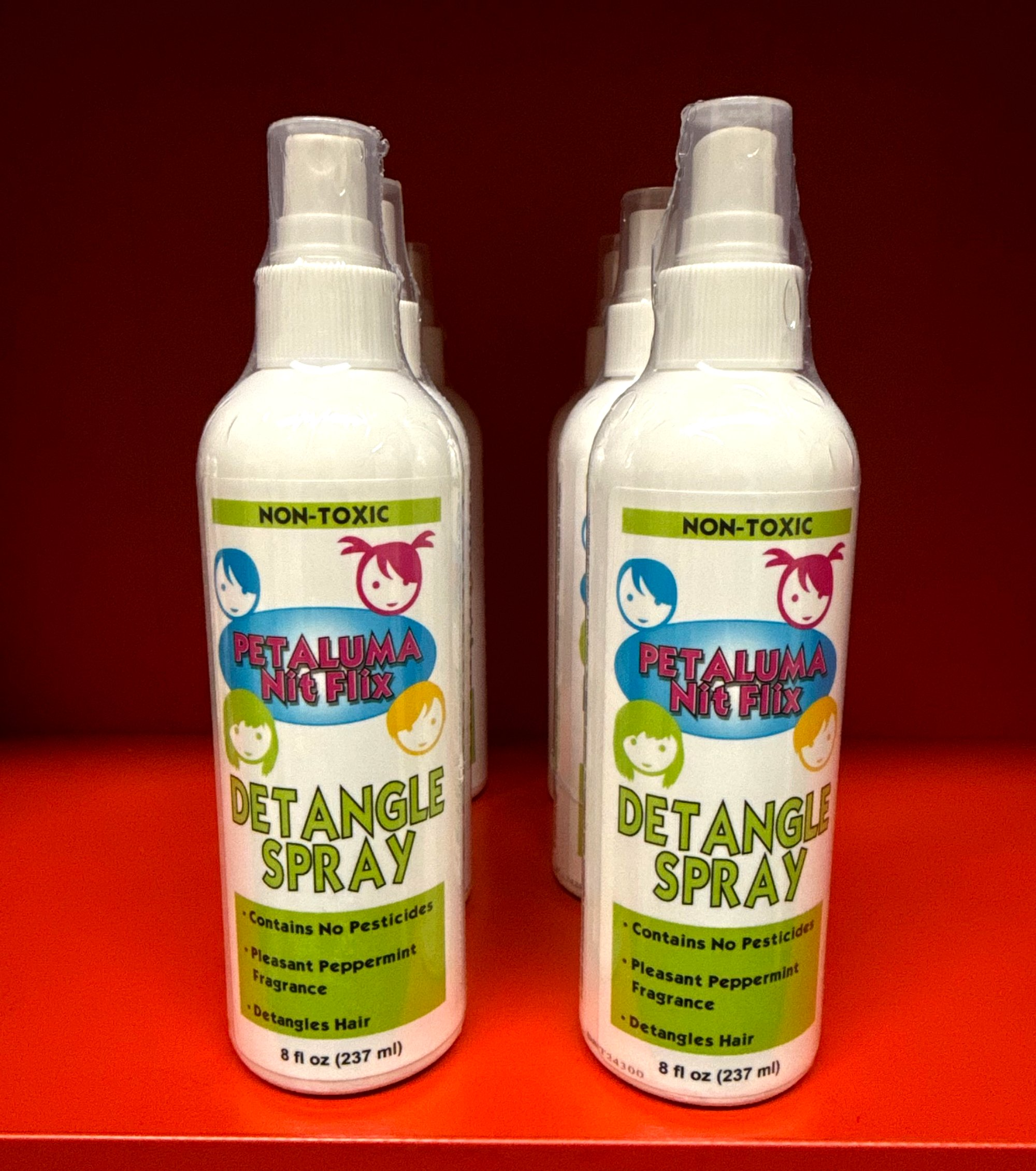 Pre-treatment detangling spray