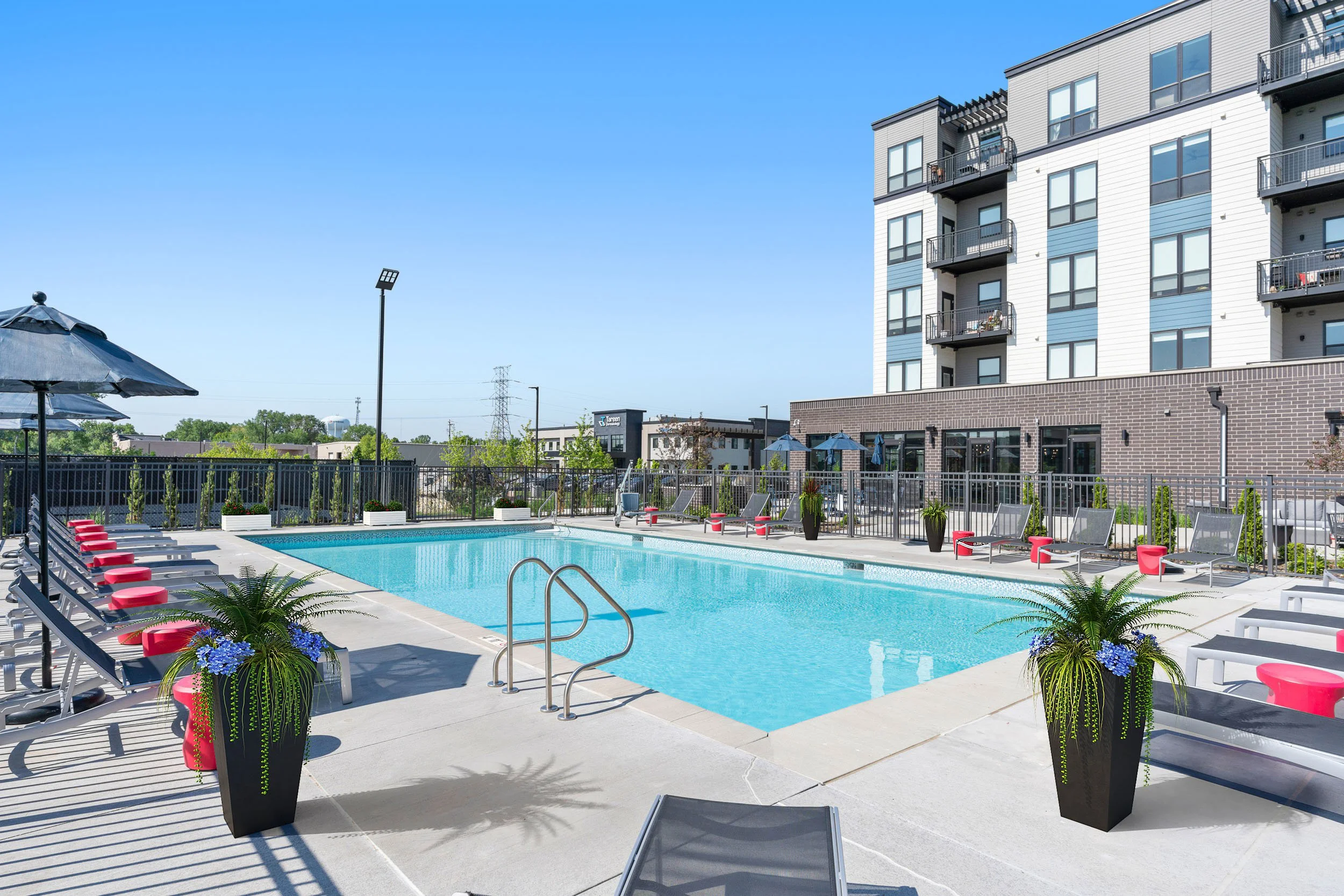 2740 Fairview Ave Print-4b.jpg