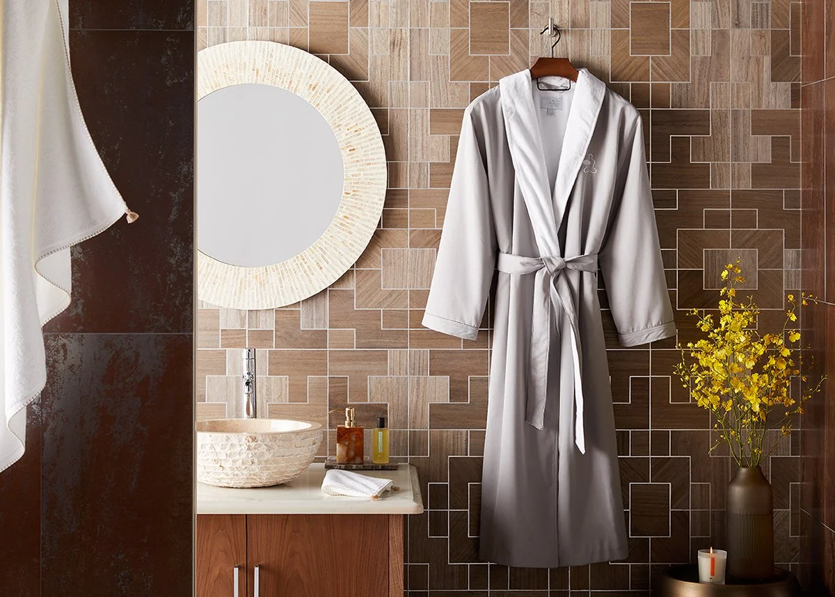 shopmo-spa-bathrobe-man-400-lightgrey-wl-gry-os_xlrg.jpg