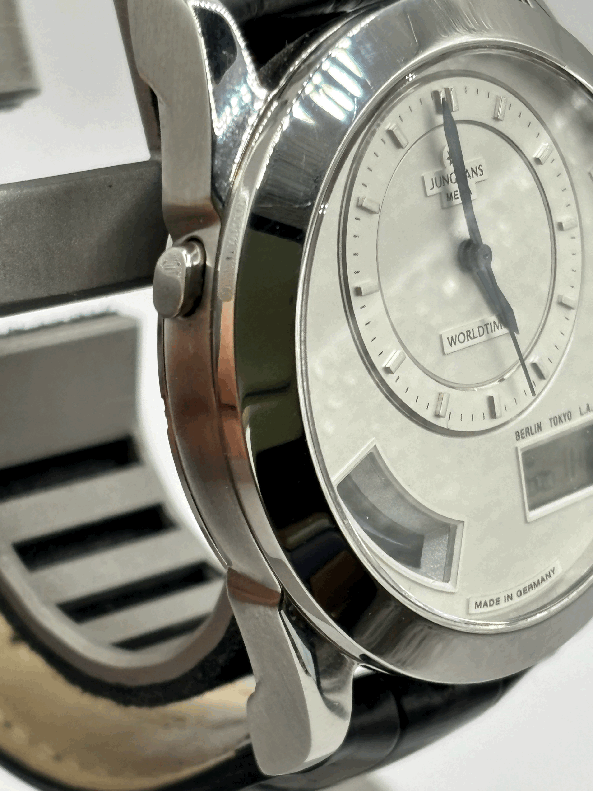 tempImage7cY2Nz.gif