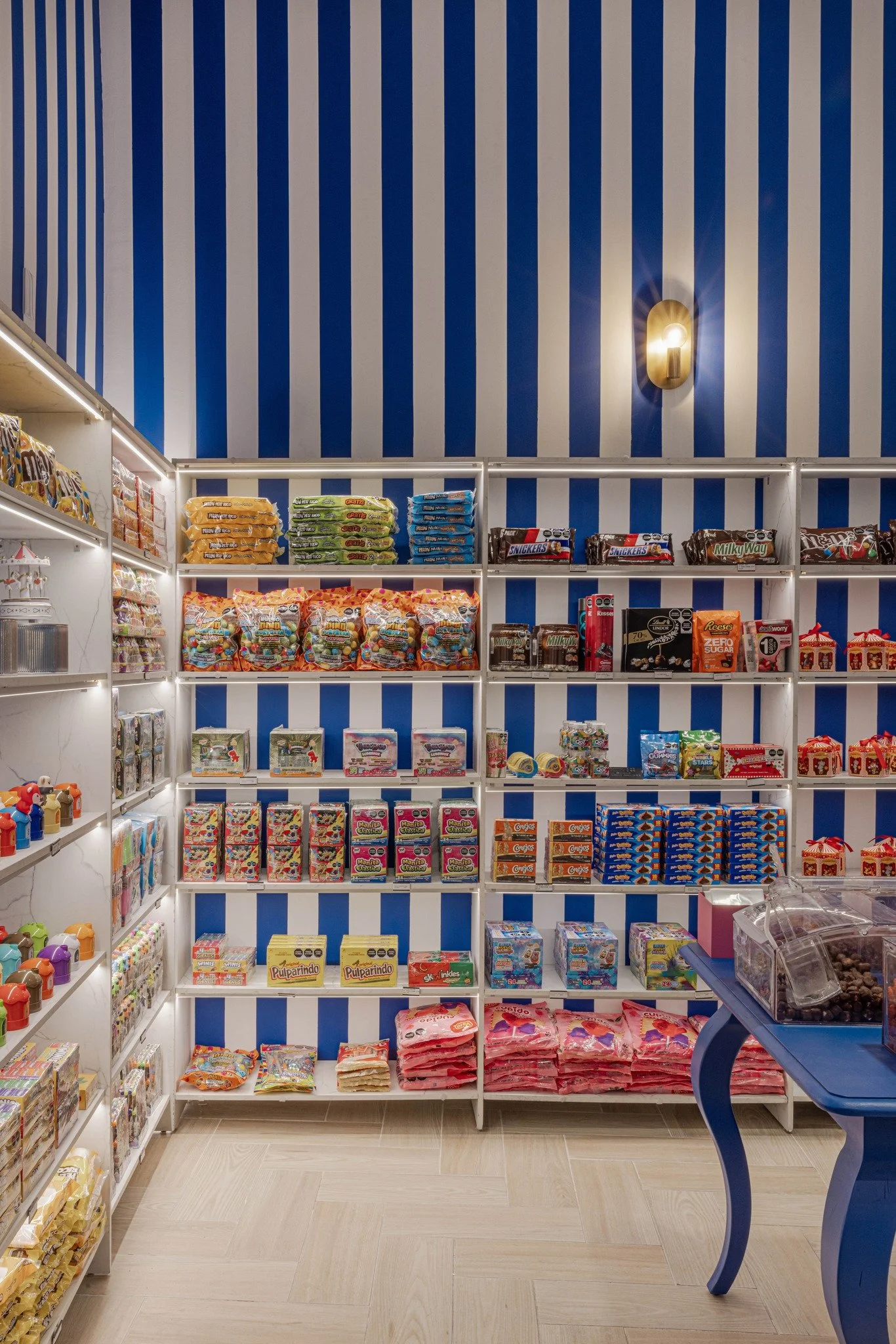 Caramelo Circus Pop-up Store, Mexico City Photograph by Alejandro Ramírez Orozco at Paseo Interlomas2.jpg