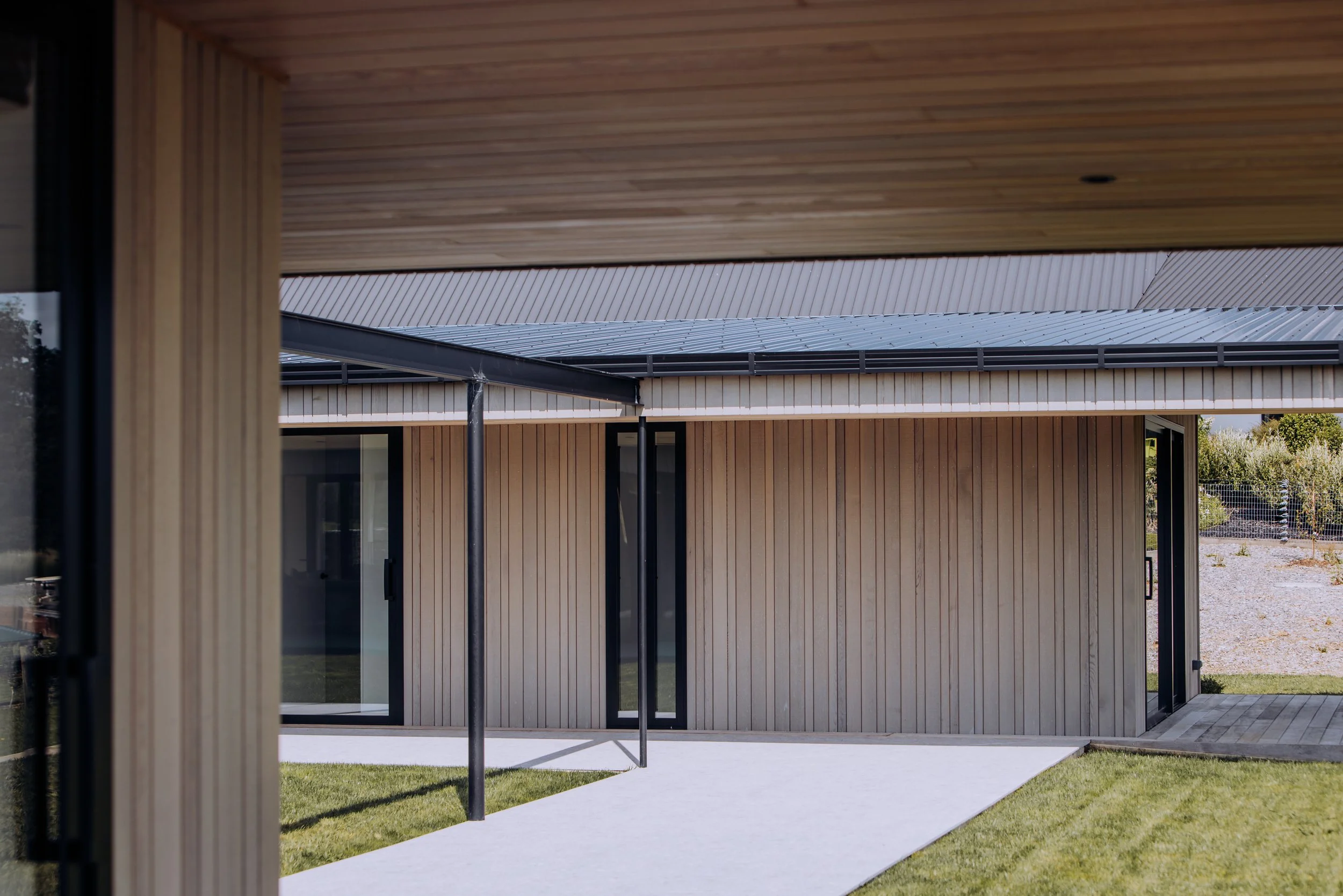 vdp construction - courtyard home 6.jpg