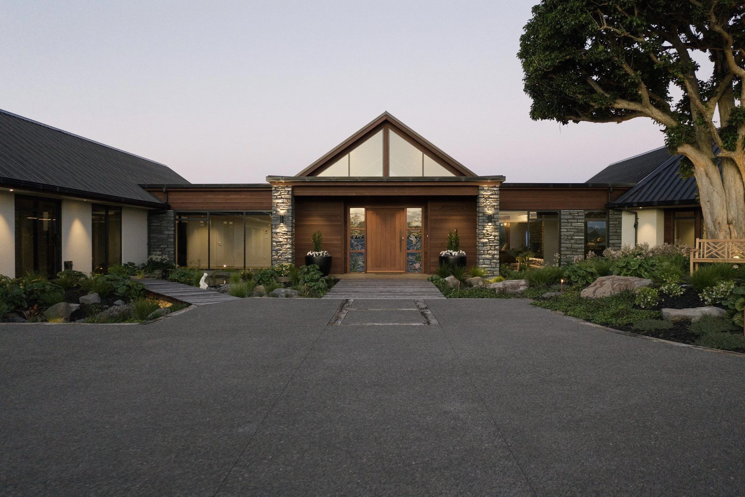 Loxton Lodge