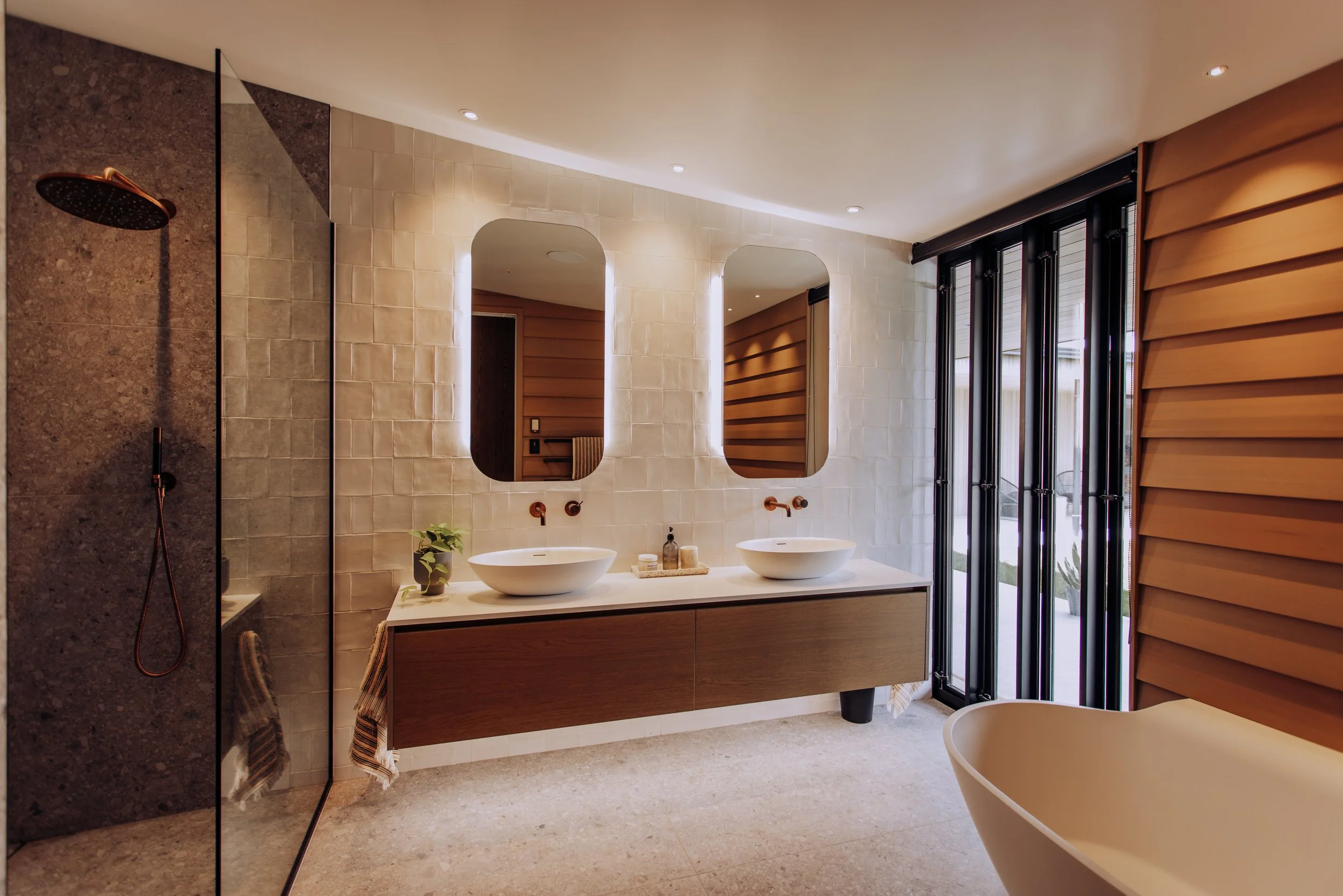 vdp construction - courtyard home 11.jpg