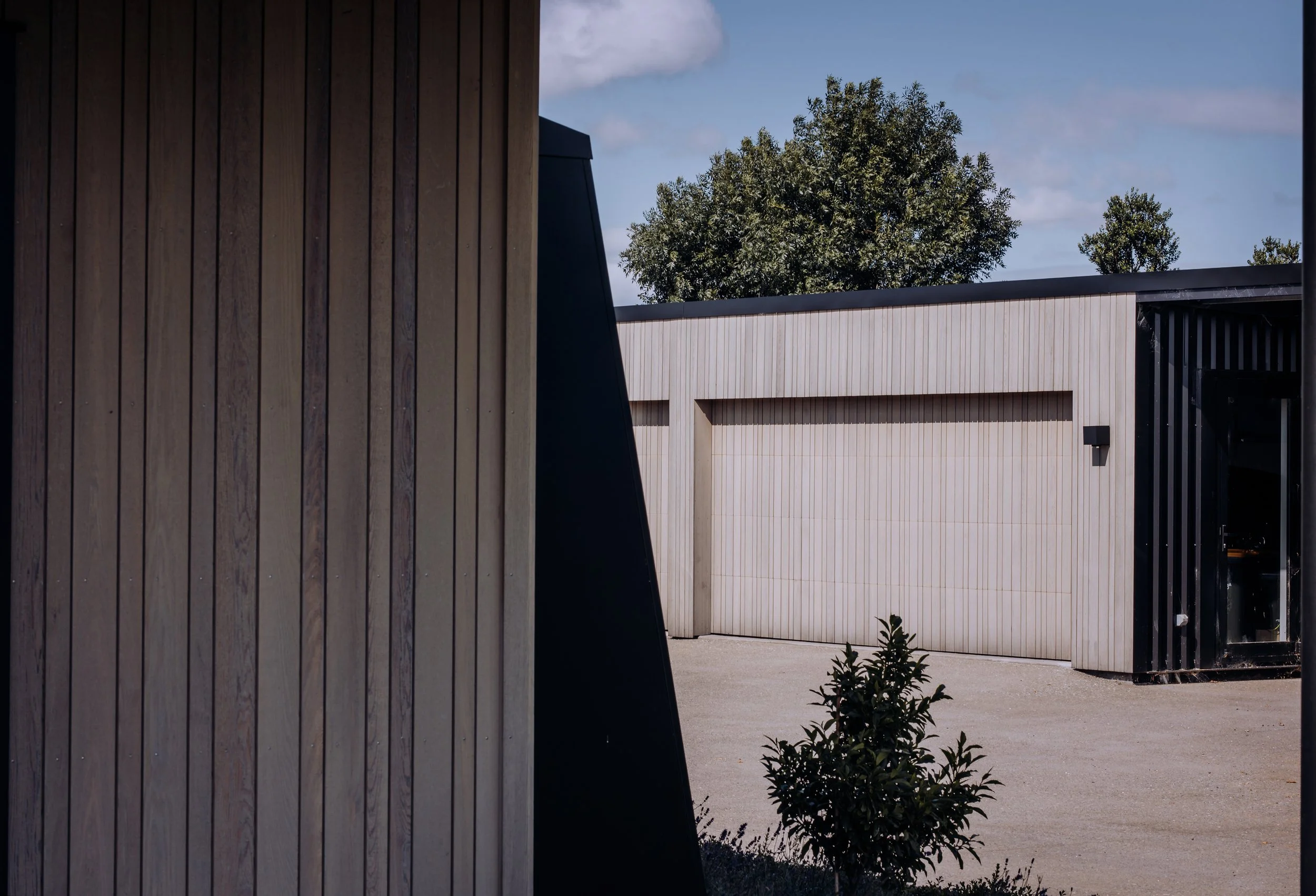 vdp construction - courtyard home 1.jpg