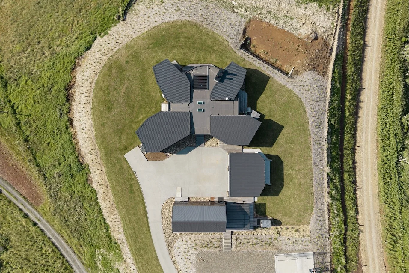 vdp construction - bombay hills 20.JPG