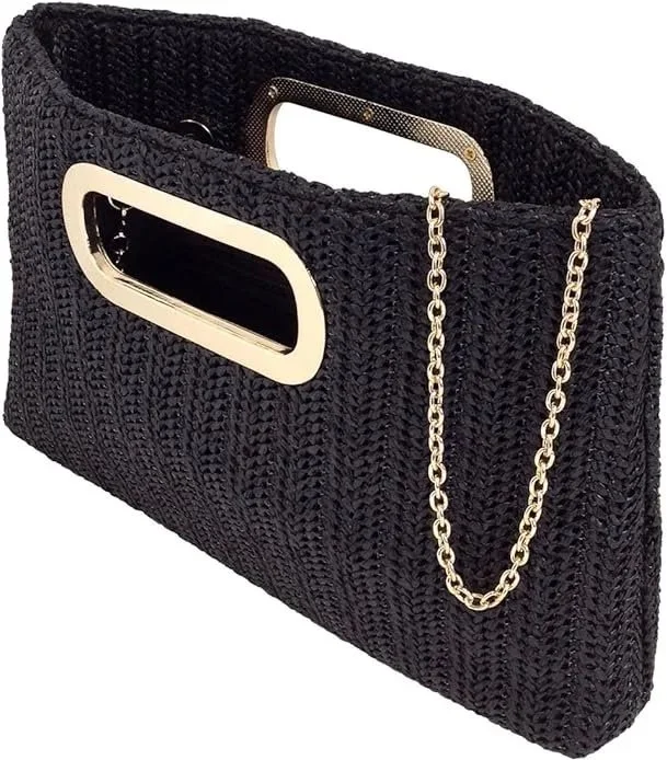 This straw clutch is defined by its clean weave and sculptural gold handle. The contrast feels intentional: natural texture grounded by a refined metallic accent. Light in spirit, but composed in presence, never ordinary.