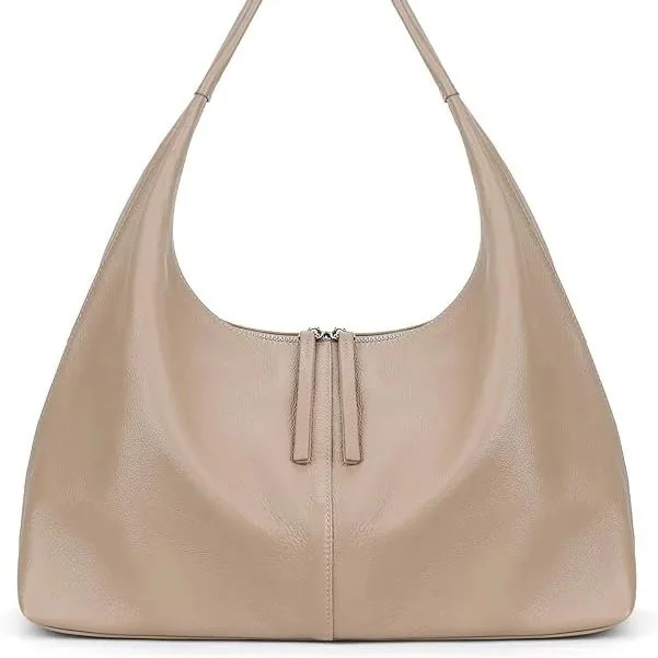 Befen Ultra Soft Full Grain Leather Purse; Soft to the touch and featherlight on the shoulder, it carries more than just essentials without ever feeling heavy. The kind of bag you take from train platforms to quiet cafés, where elegance is felt, not 