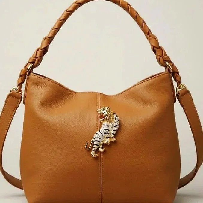 Tiger Pavé Elegance Brooch Pin