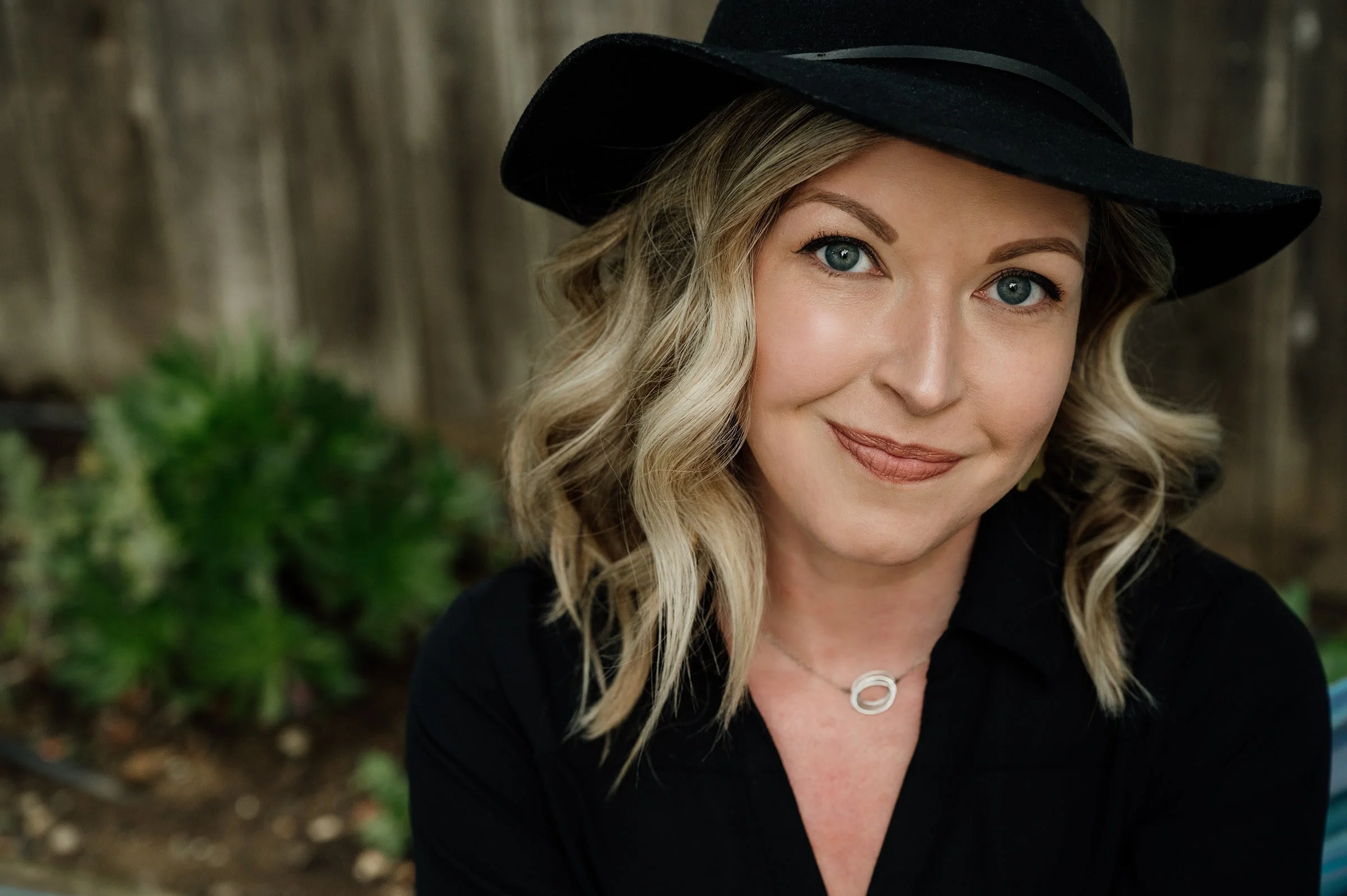 Meet Christen Camp, LMFT, owner of Congruence Therapy, integrative psychotherapy in San Francisco and throughout California.