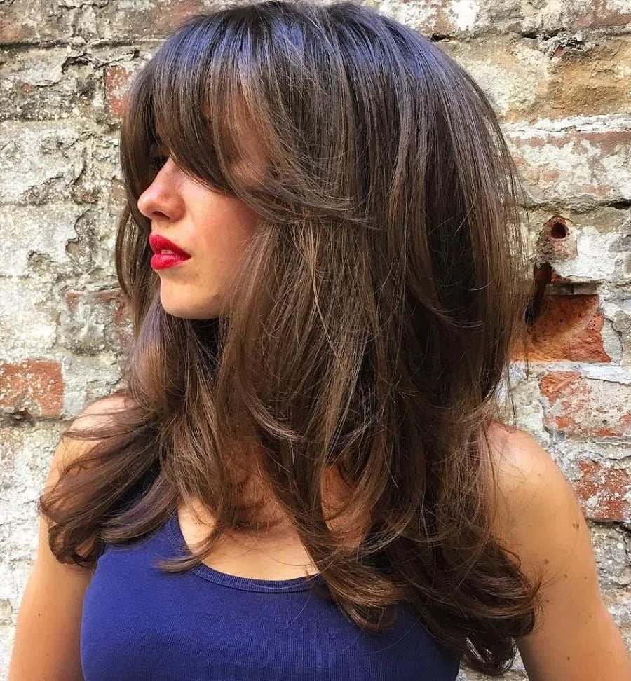 HOW TO GET MORE VOLUME WITHOUT TEASING YOUR HAIR