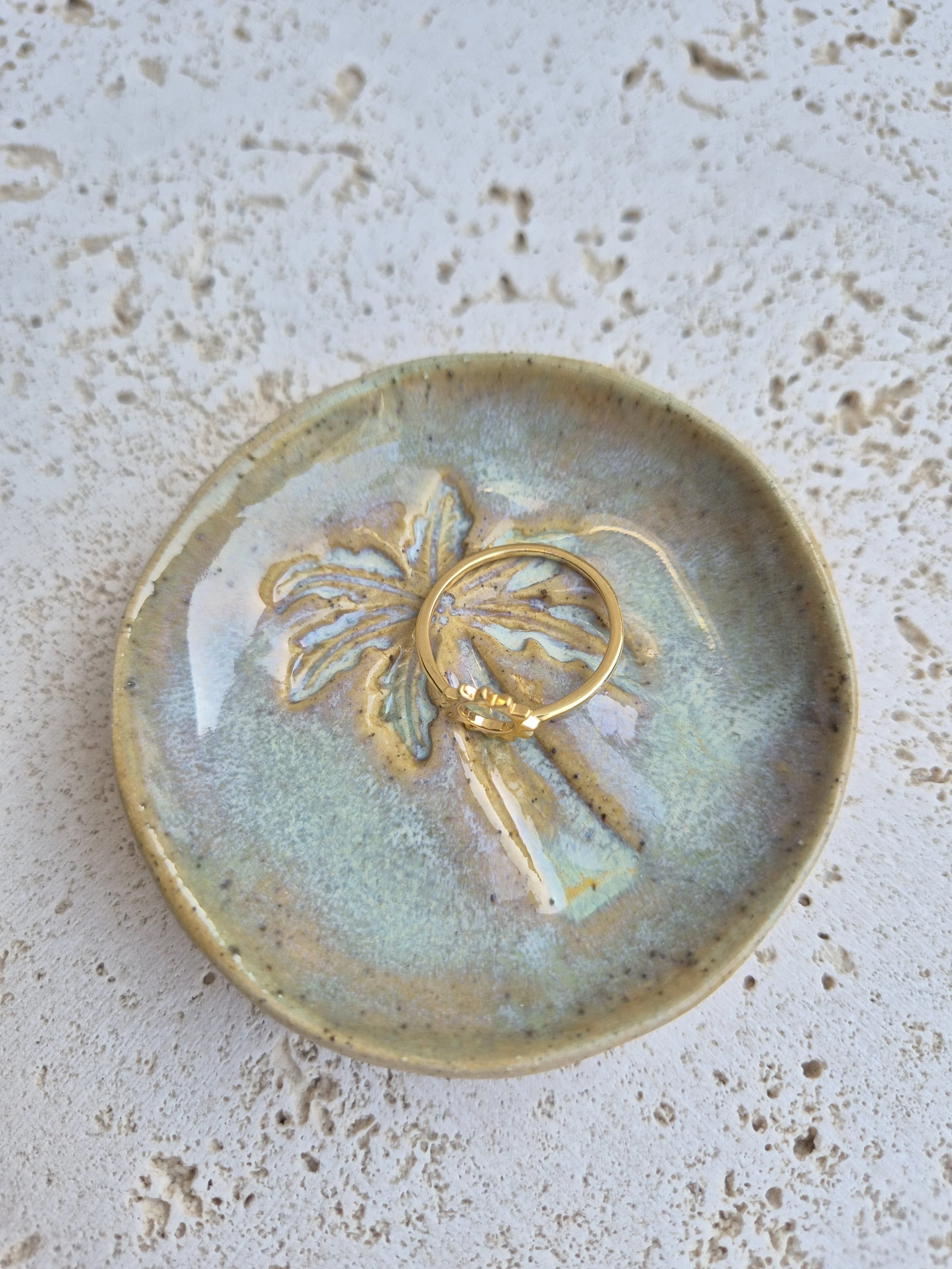 Tropical Palm Motif Ring Dish