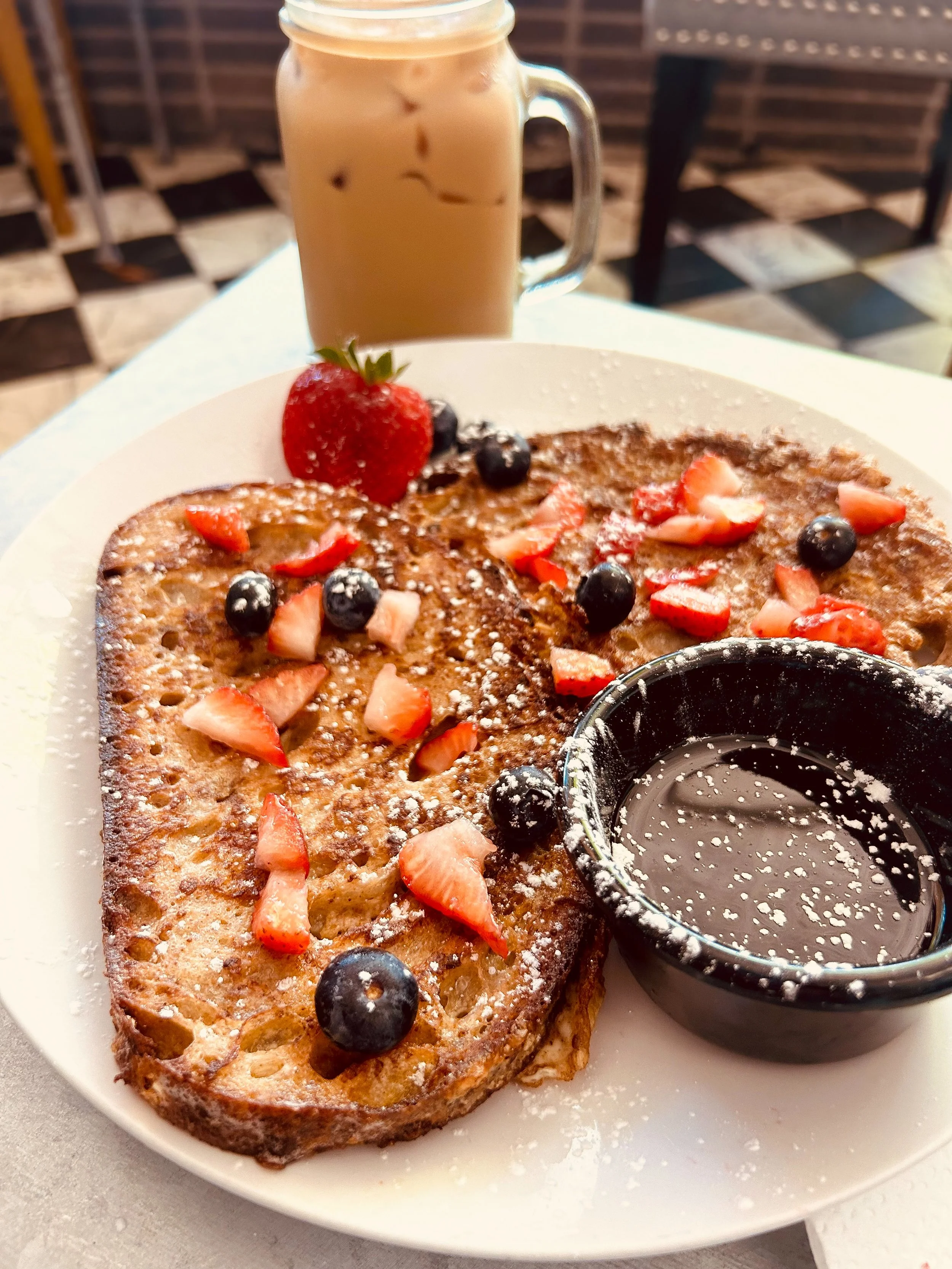 french toast & latte.JPG