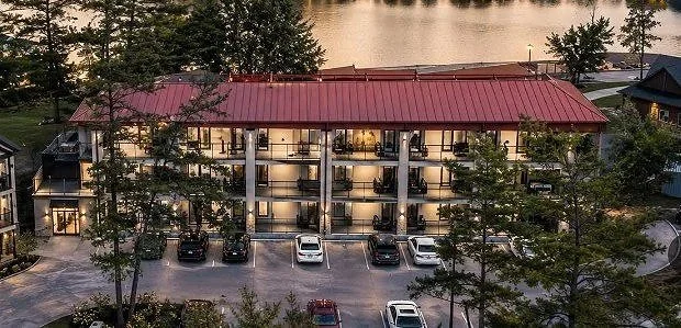 Riverdocks Suites, Wasaga
