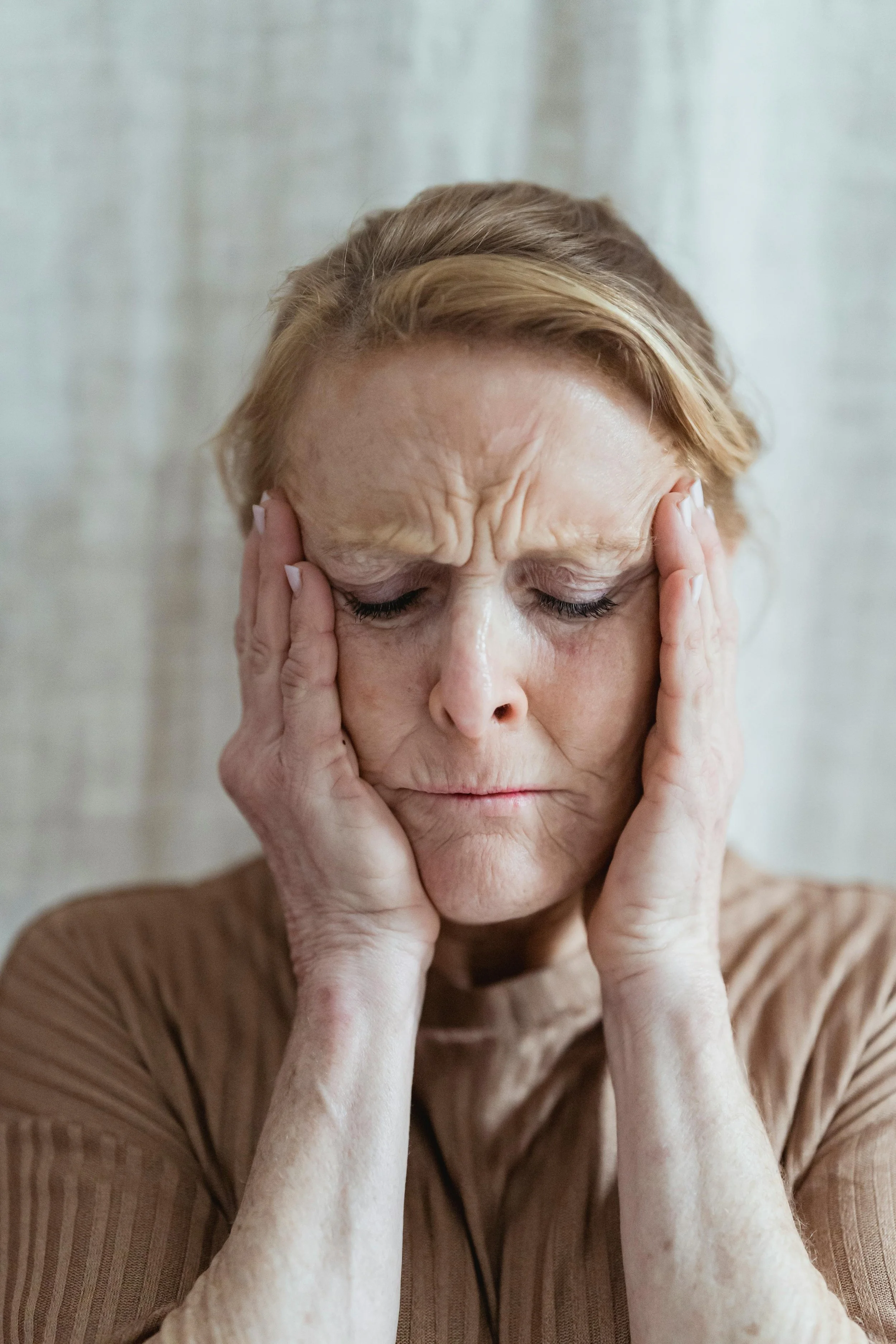 ¿Por qué algunos pacientes no quedan satisfechos después de una prótesis de rodilla?