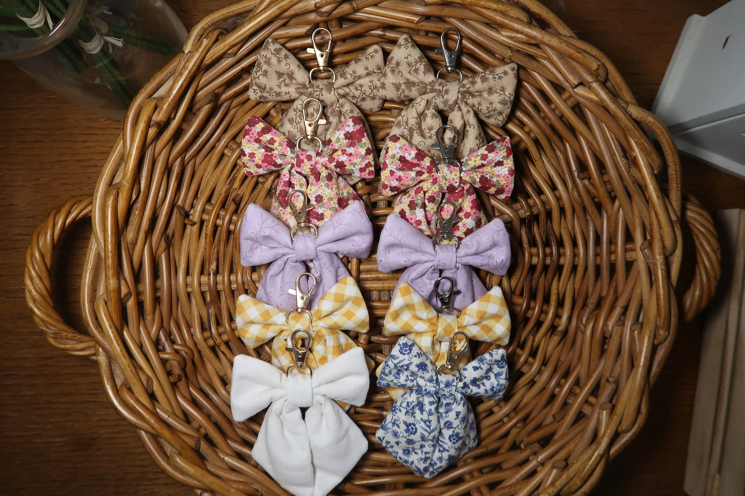 Meadow Bow Charm