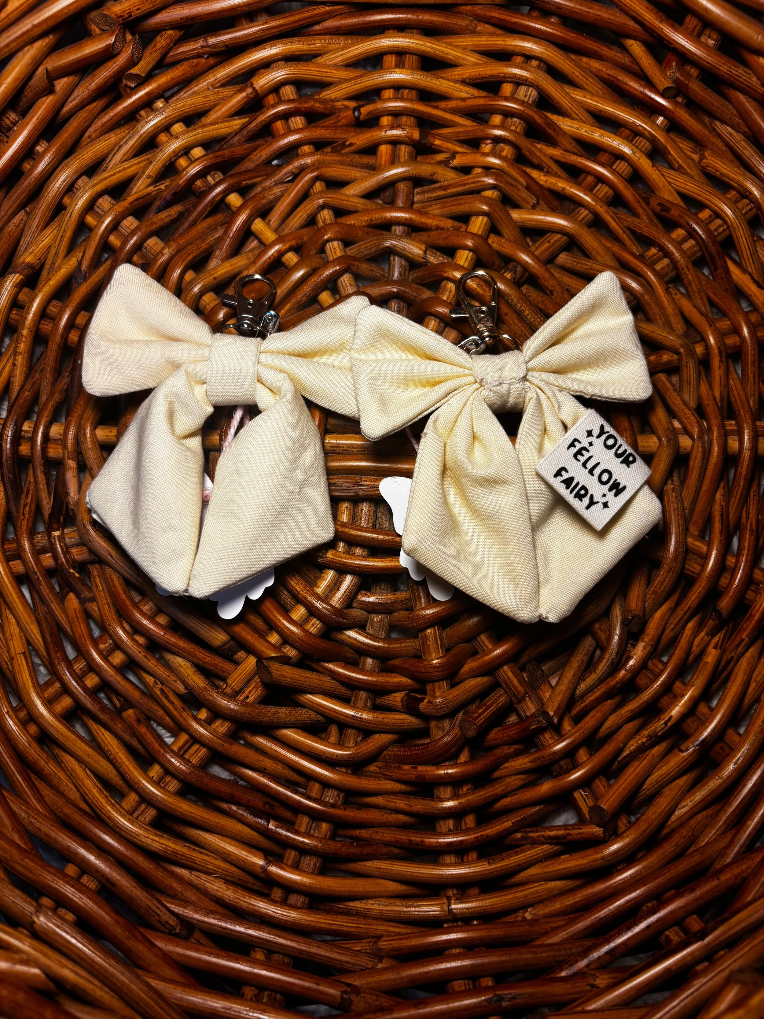 Meadow Bow Charm