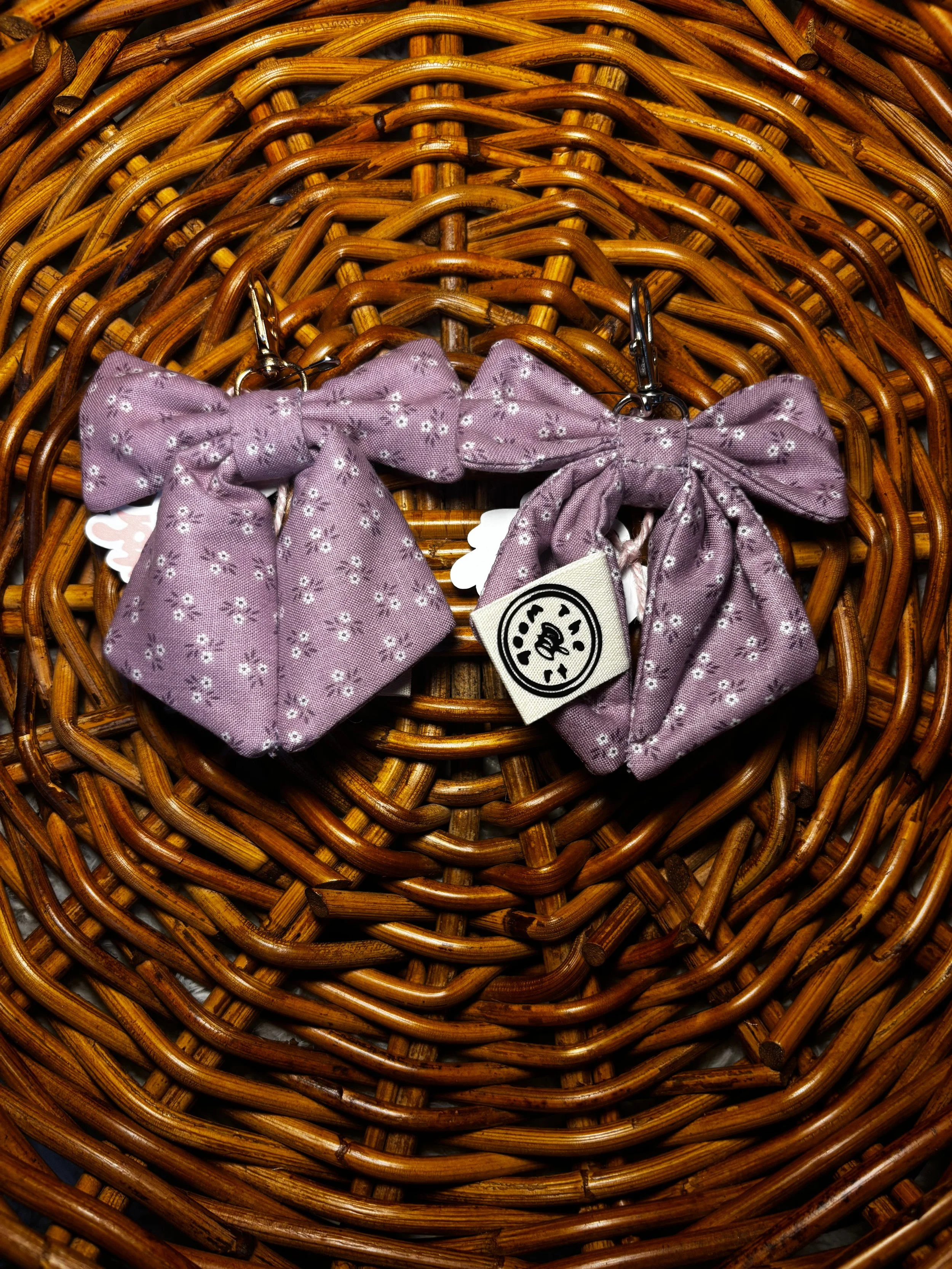 Meadow Bow Charm