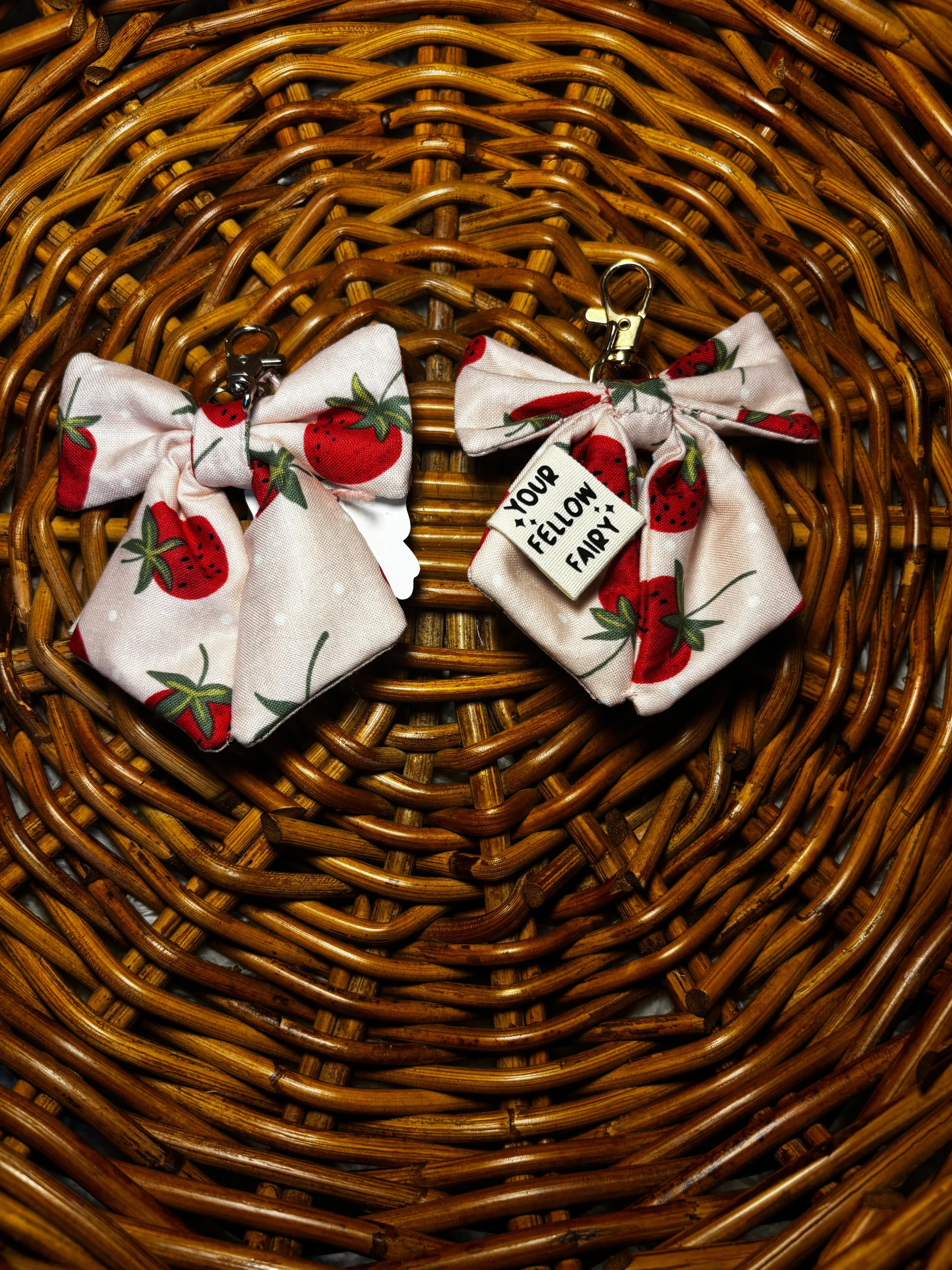 Meadow Bow Charm