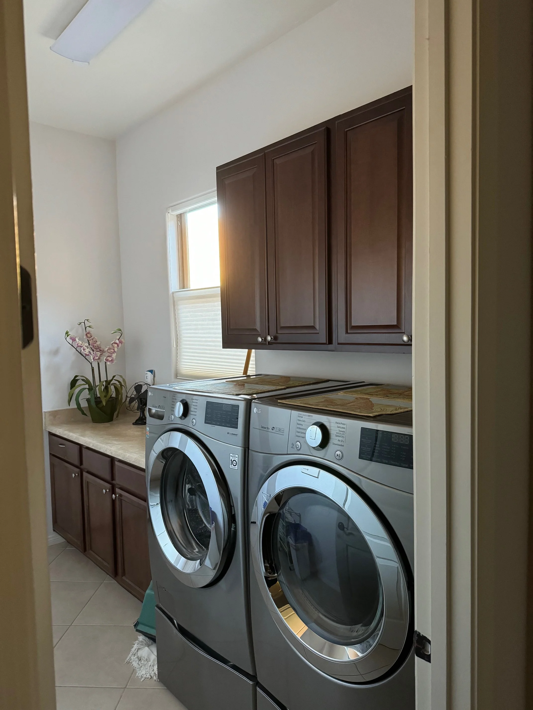 Laundry Room - Before