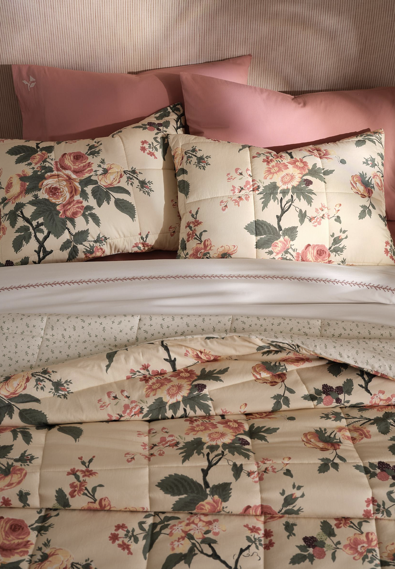 Sharland Collaboration - Rose Meadow Comforter