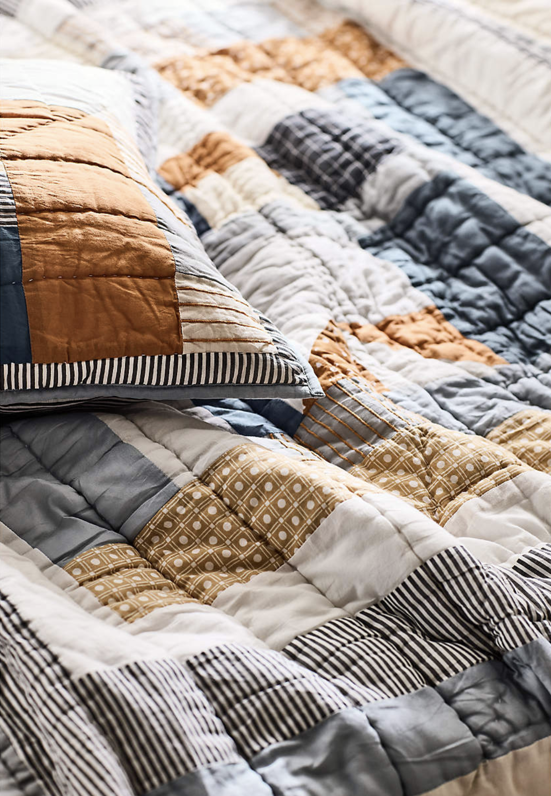 Gee's Bend Collaboration
Amir Amor Pink