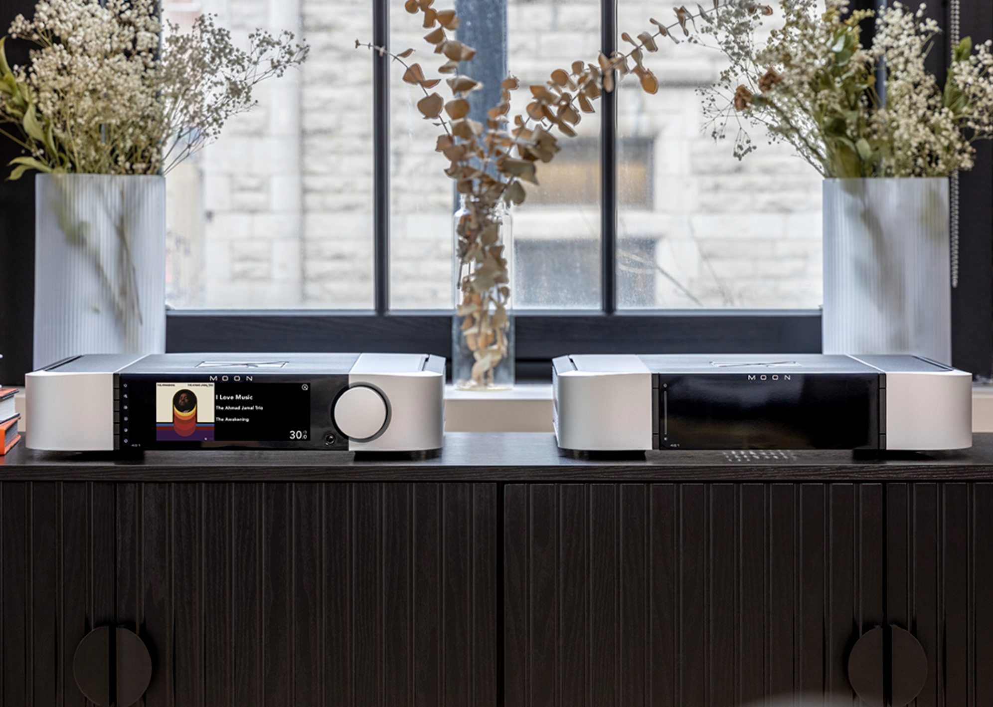 New Moon Products Announced! 491 Network Player/Preamplifier + 461 Power Amplifier