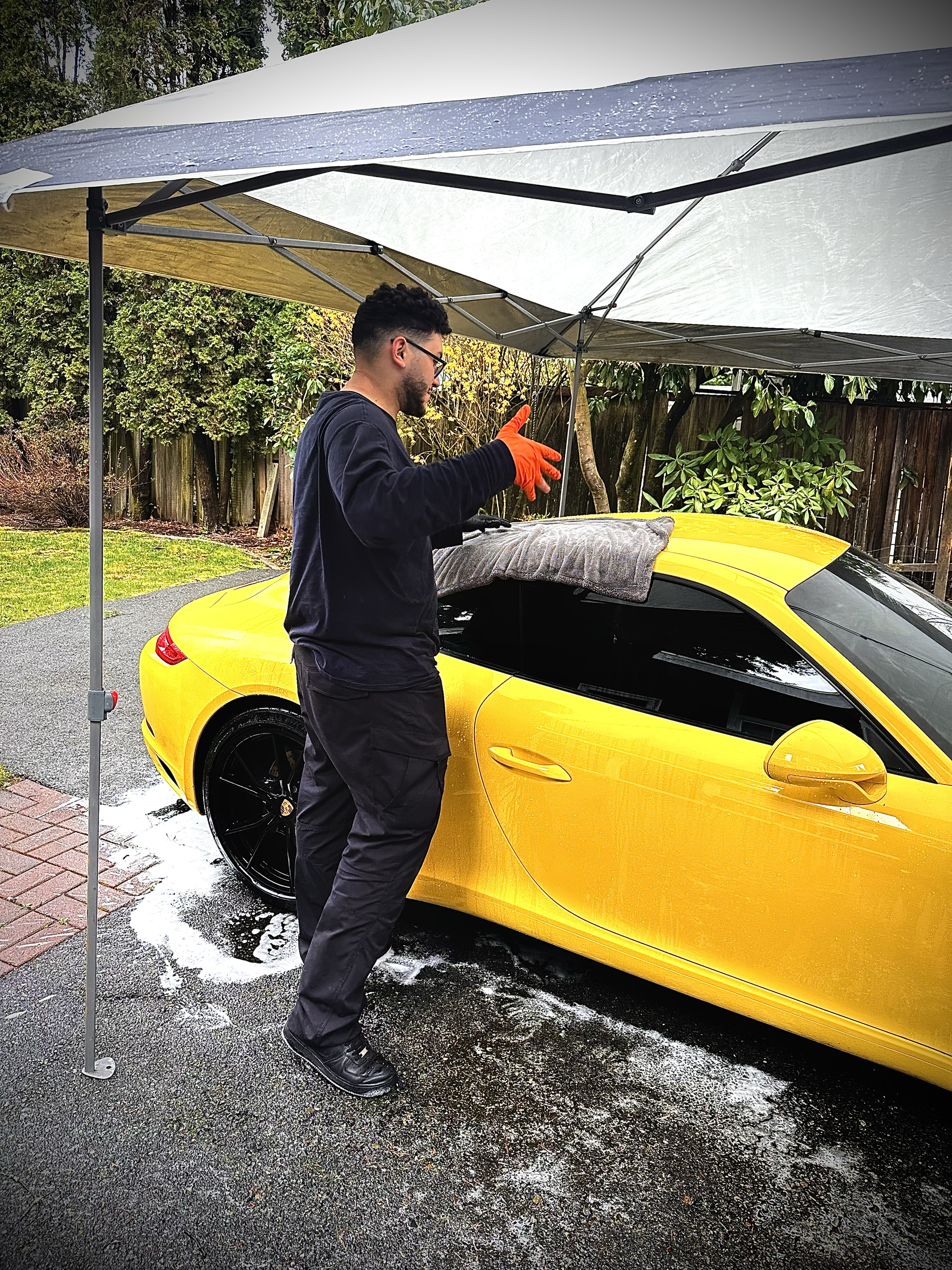 Professional Mobile car detailing with care Lynnwood WA.