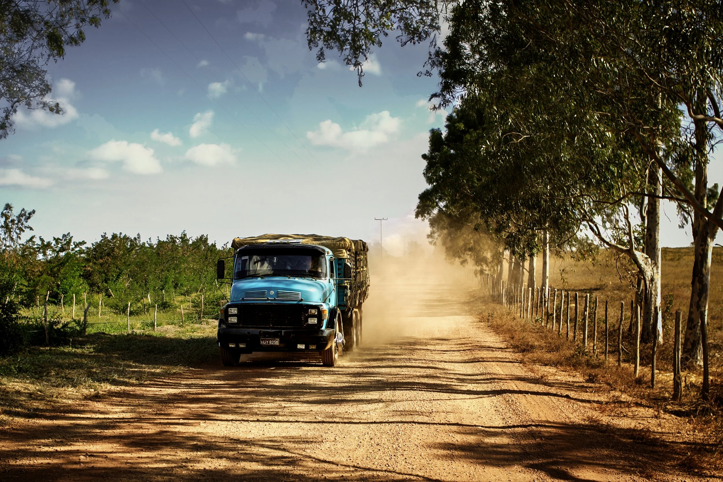 Brazil Truck 2025_LA1H2300_v1-Edit copy.jpg
