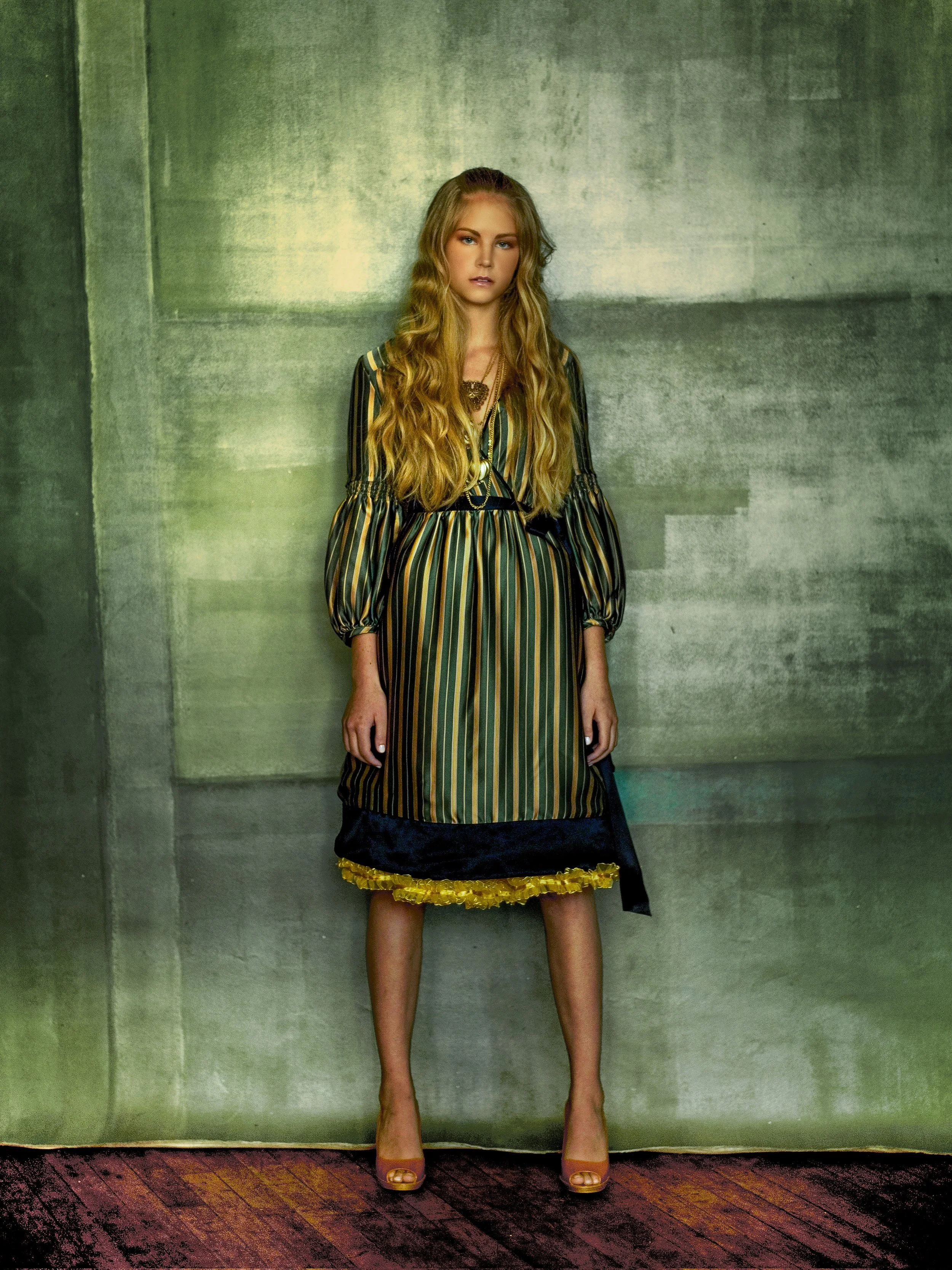 looking glass girl for at edge-Edit-Edit copy.jpg