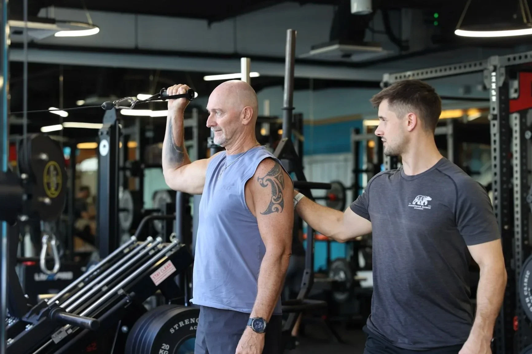 Strength and conditioning training at Strength Clinic Academy OUE Downtown Singapore