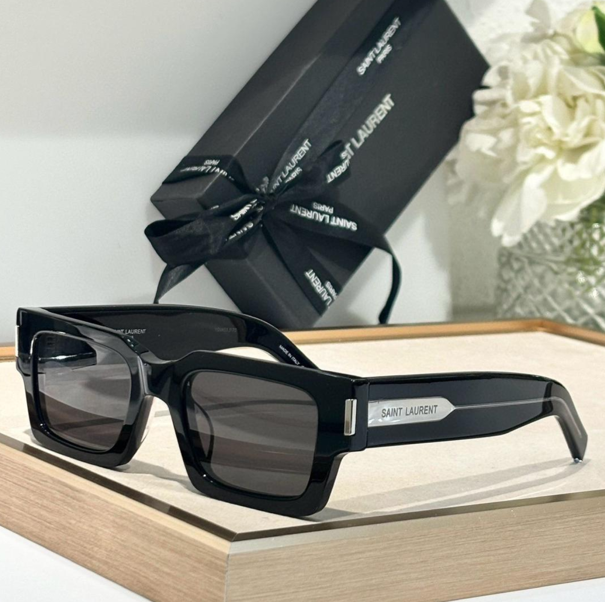 SLEEK & SAVAGE - $70