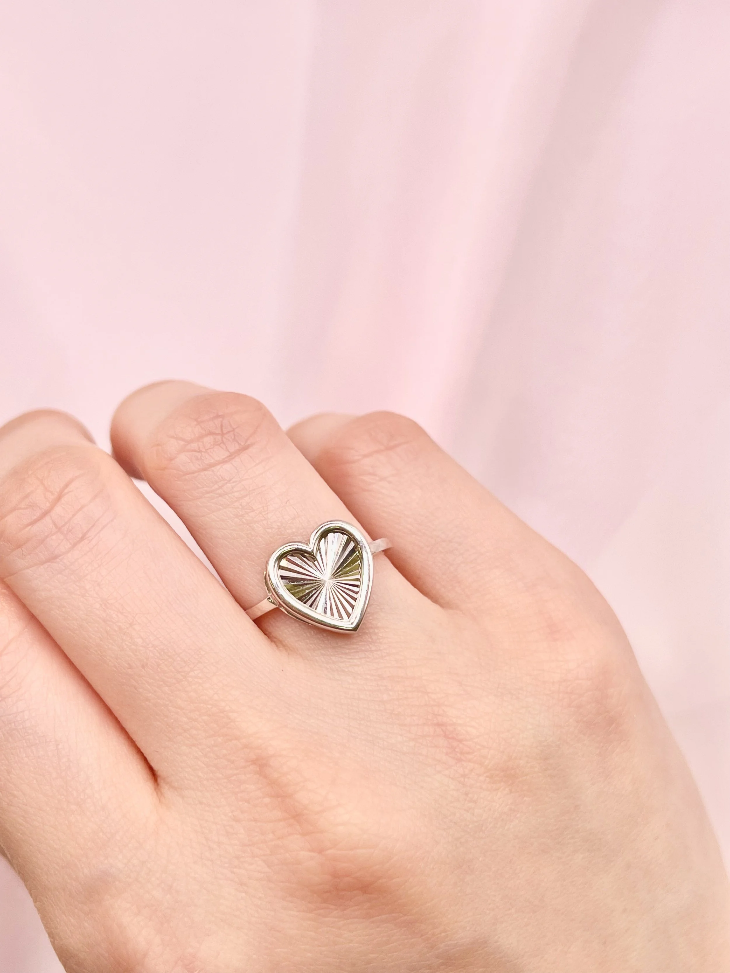 Full of Heart Ring K18WG