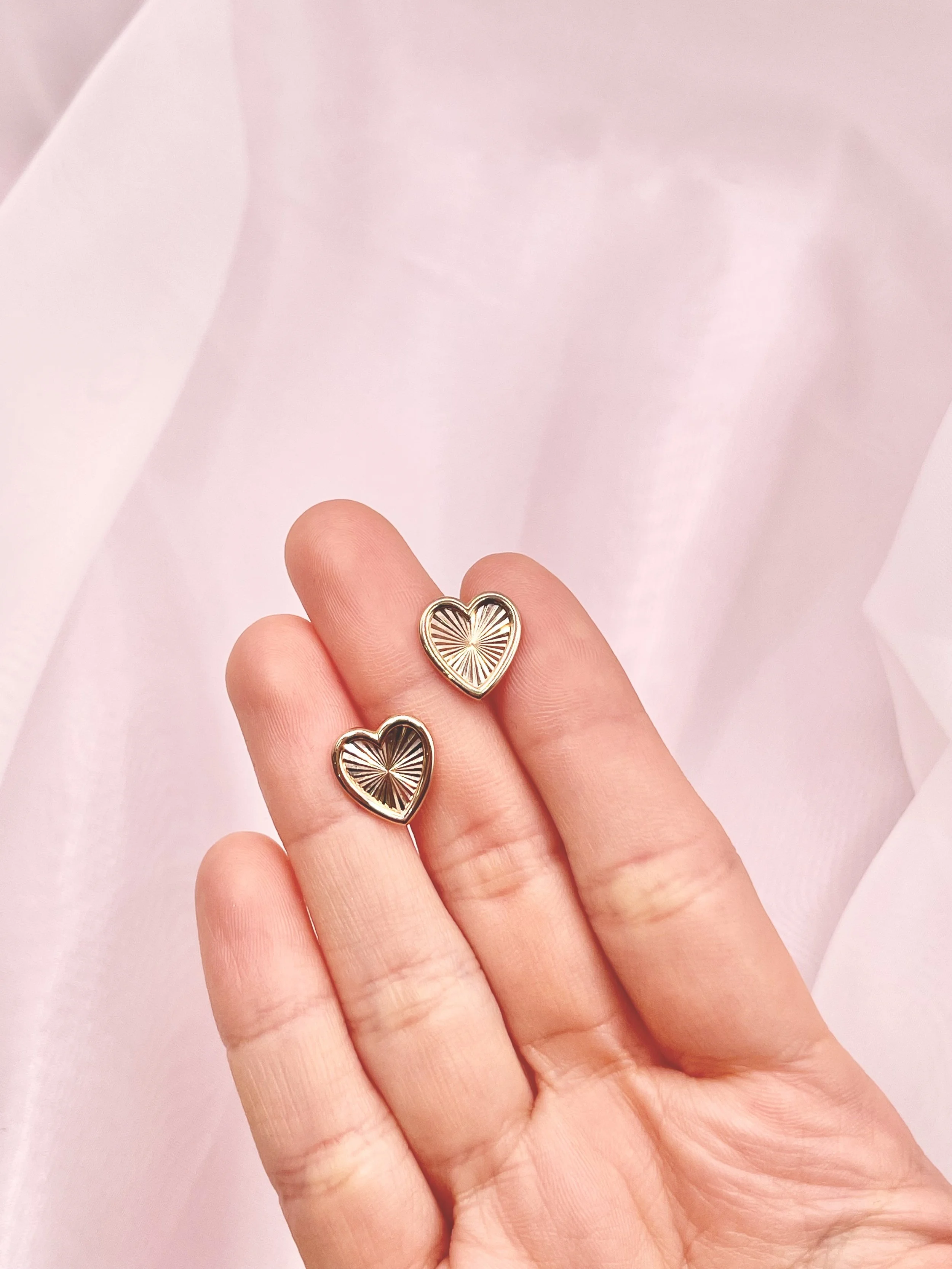 Full of Heart Earrings 18KPG