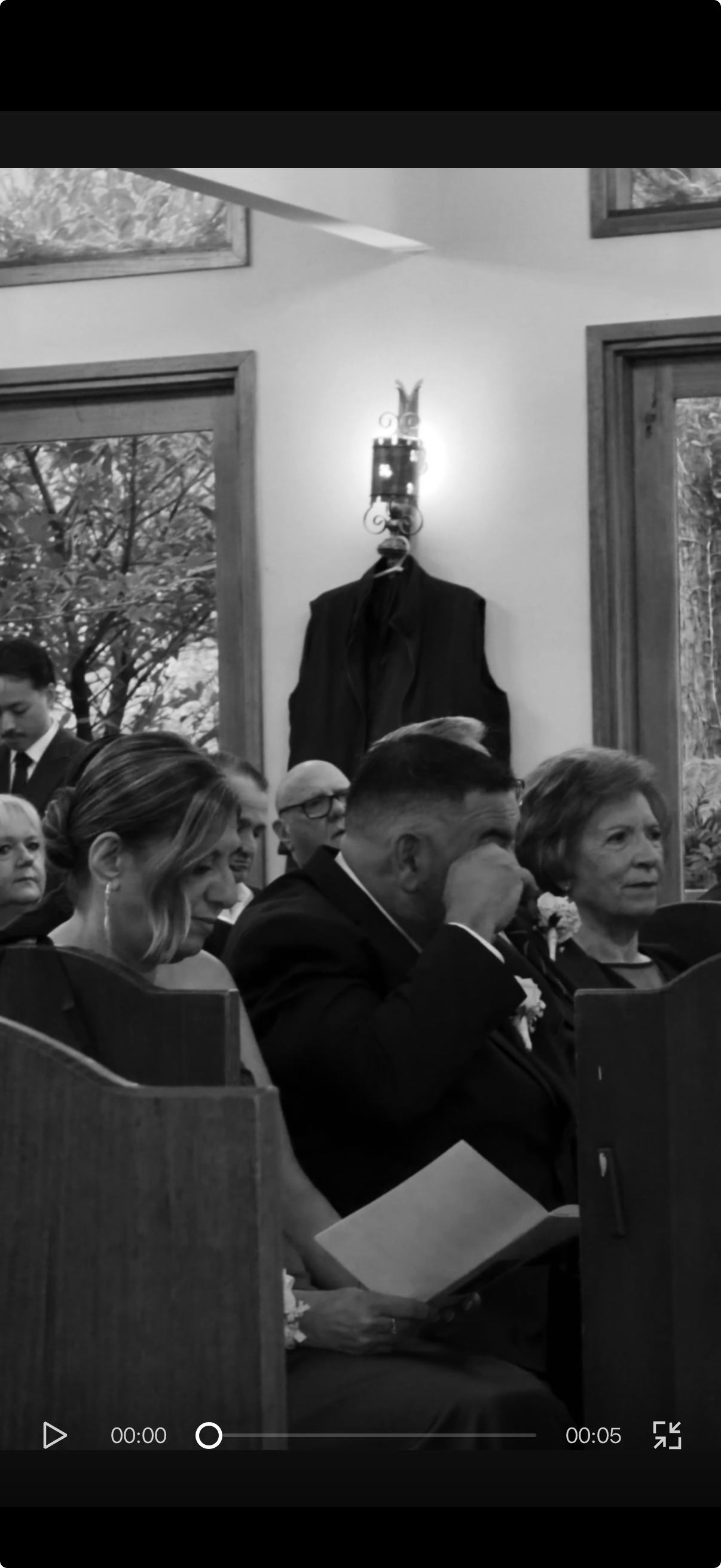 dad-crying-at-wedding-content-creator.PNG