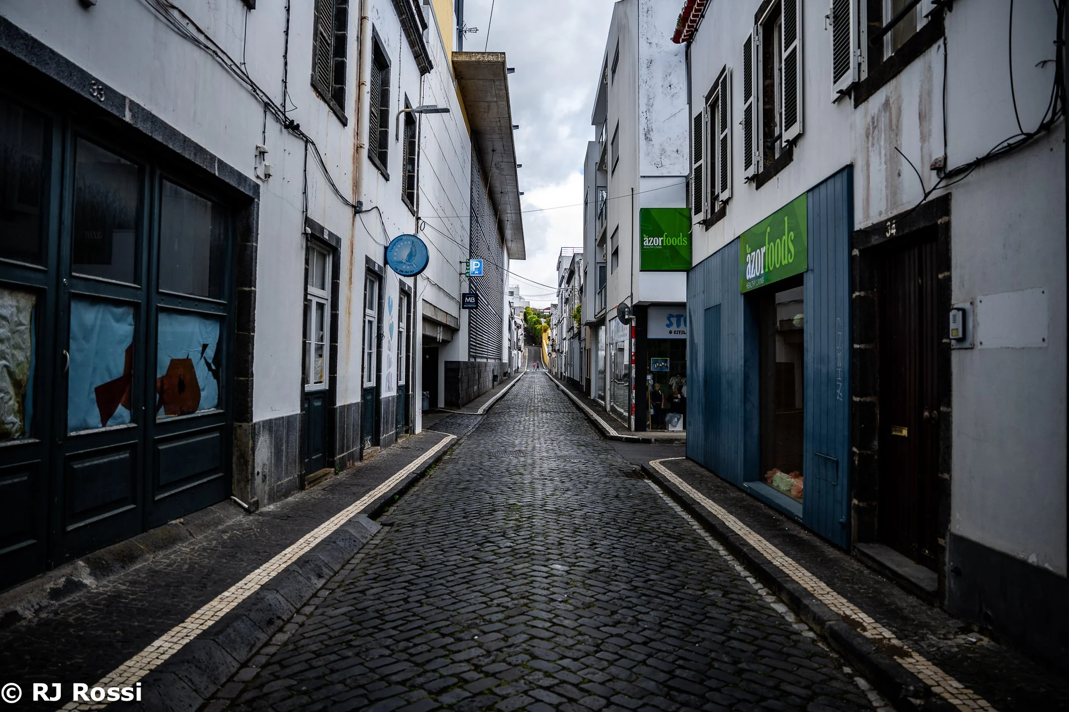 Azoresstreet-8.jpg