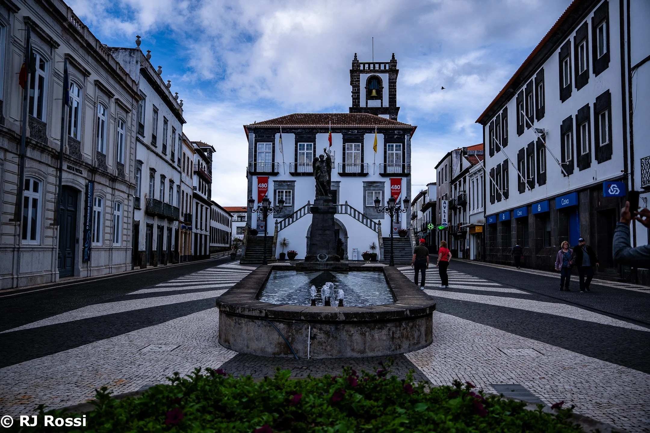 Azoresstreet-4.jpg