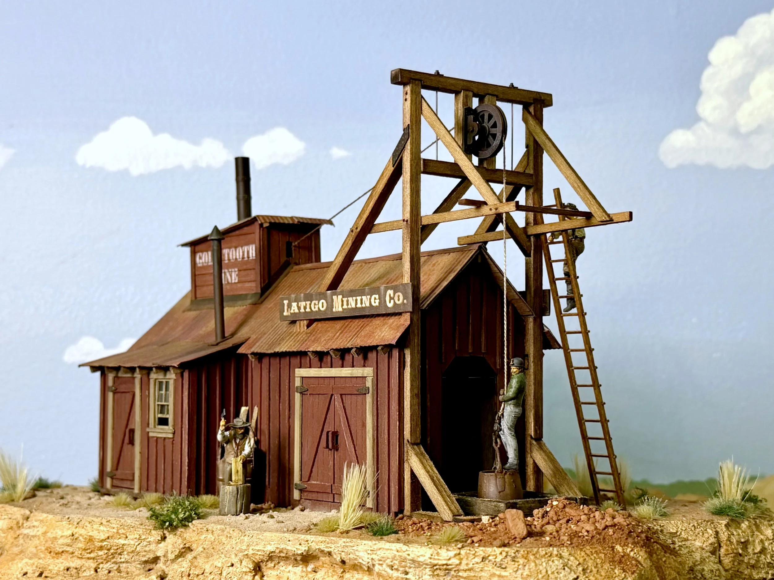 Gold Tooth Mine built by Dave Meek