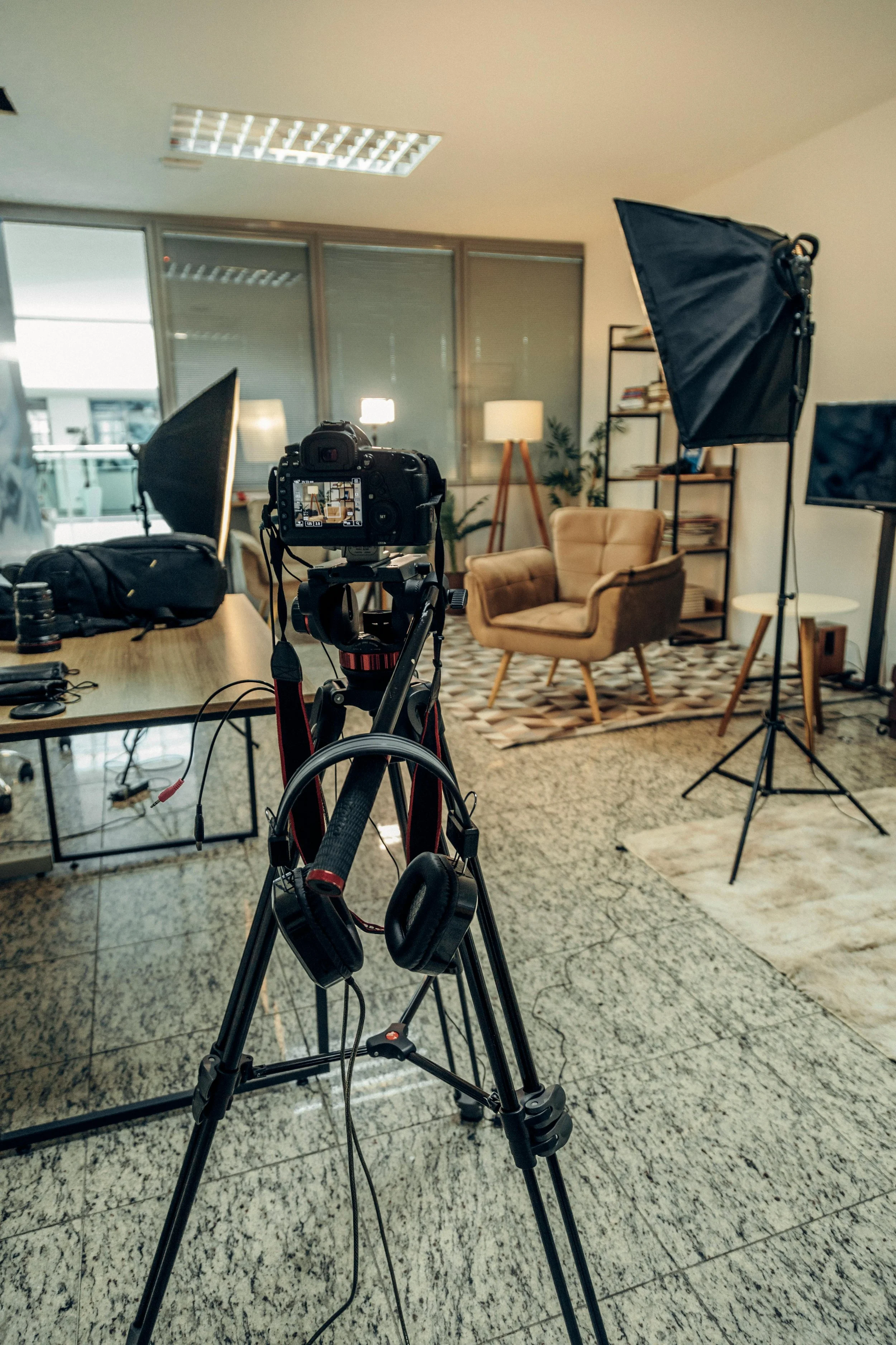 Jakie wideo zbuduje wizerunek Twojej firmy? Przewodnik po produkcji filmowej dla biznesu