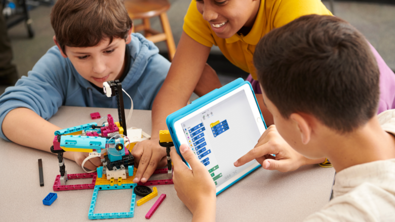 Robotics and Coding Lab (5th-8th) Thursday 11:15-12:15