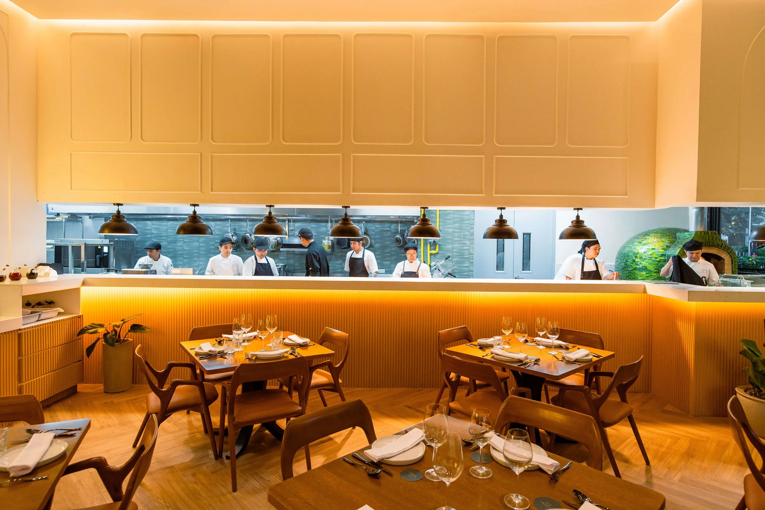 Main dining_3.jpg