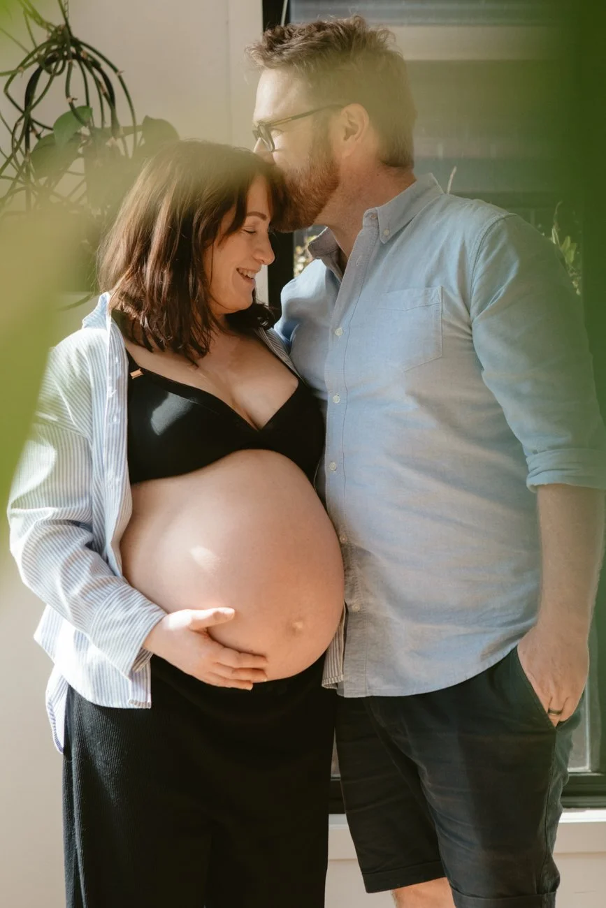 family-portraiture-pregnant-mother.008.jpg