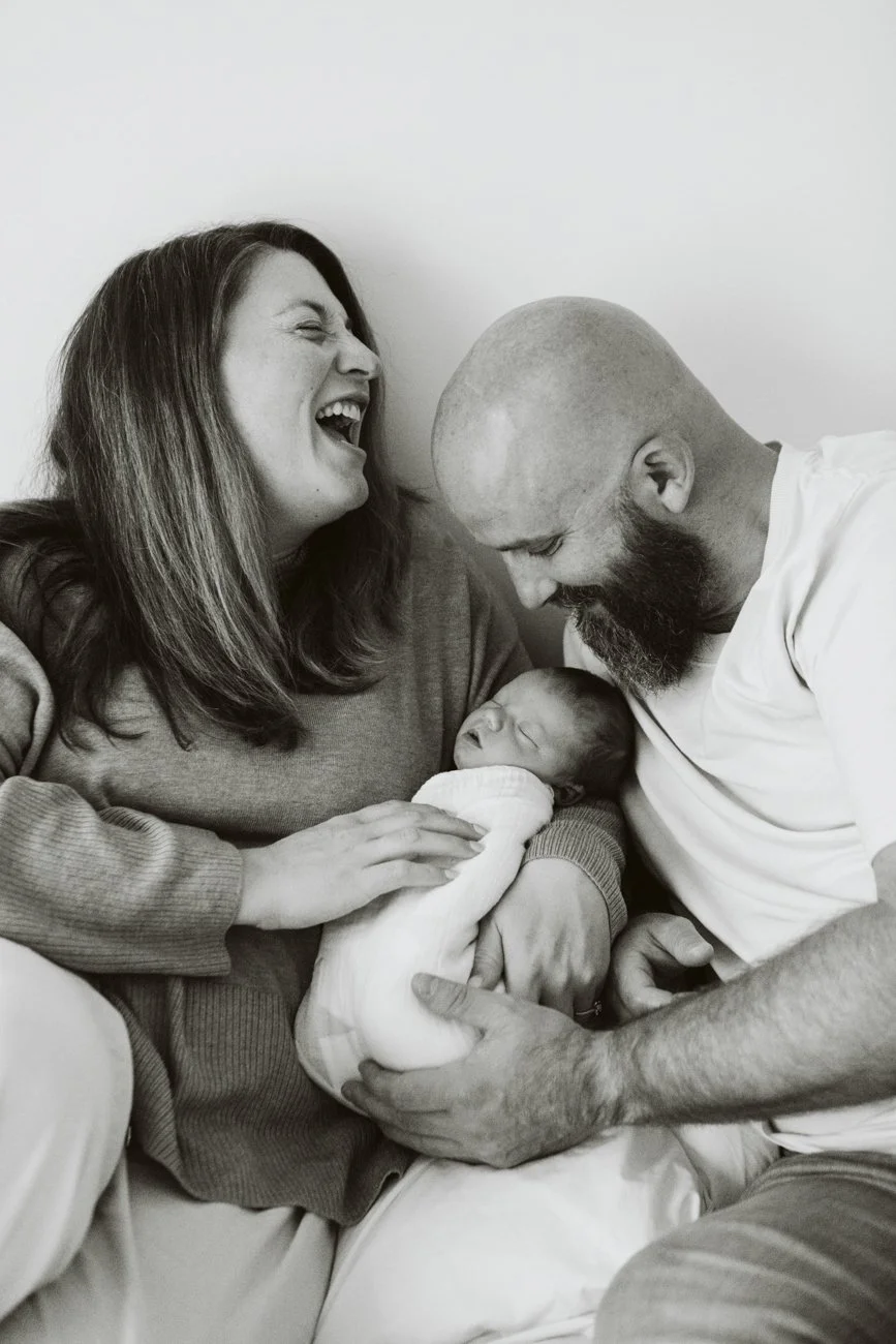 family-portraiture-father-mother-newborn.006.jpg