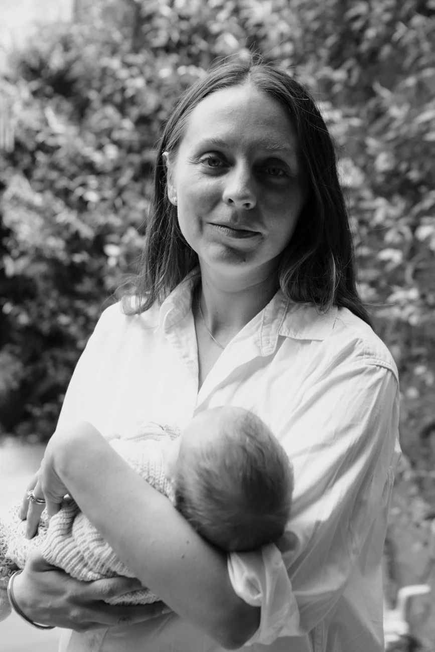 family-portraiture-mother-holding-newborn.003.jpg