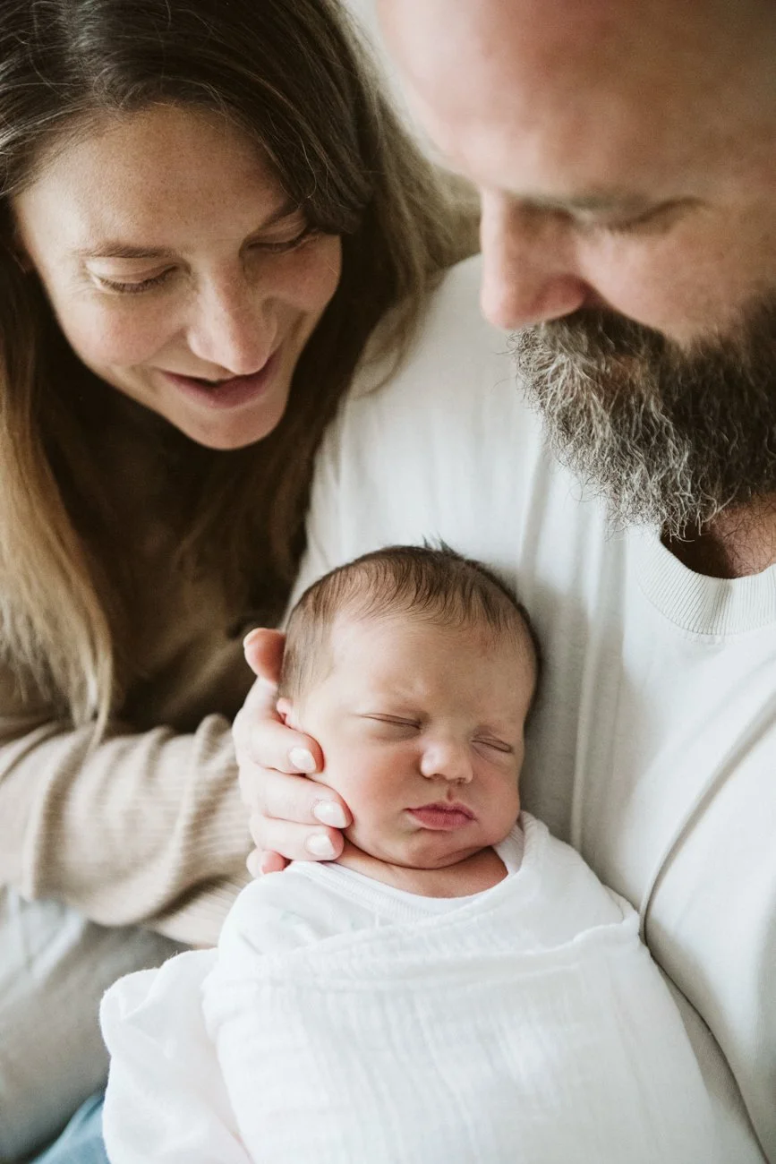 family-portraiture-father-mother-newborn.001.jpg